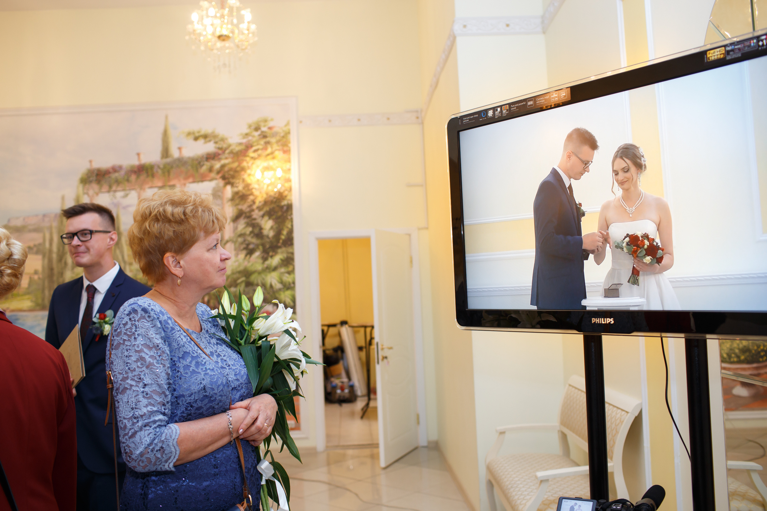 Ксения и Анатолий, ЗАГС г. Королев, прогулка по центру Москвы. Свадебный и репортажный фотограф (Москва, Королев и другие)