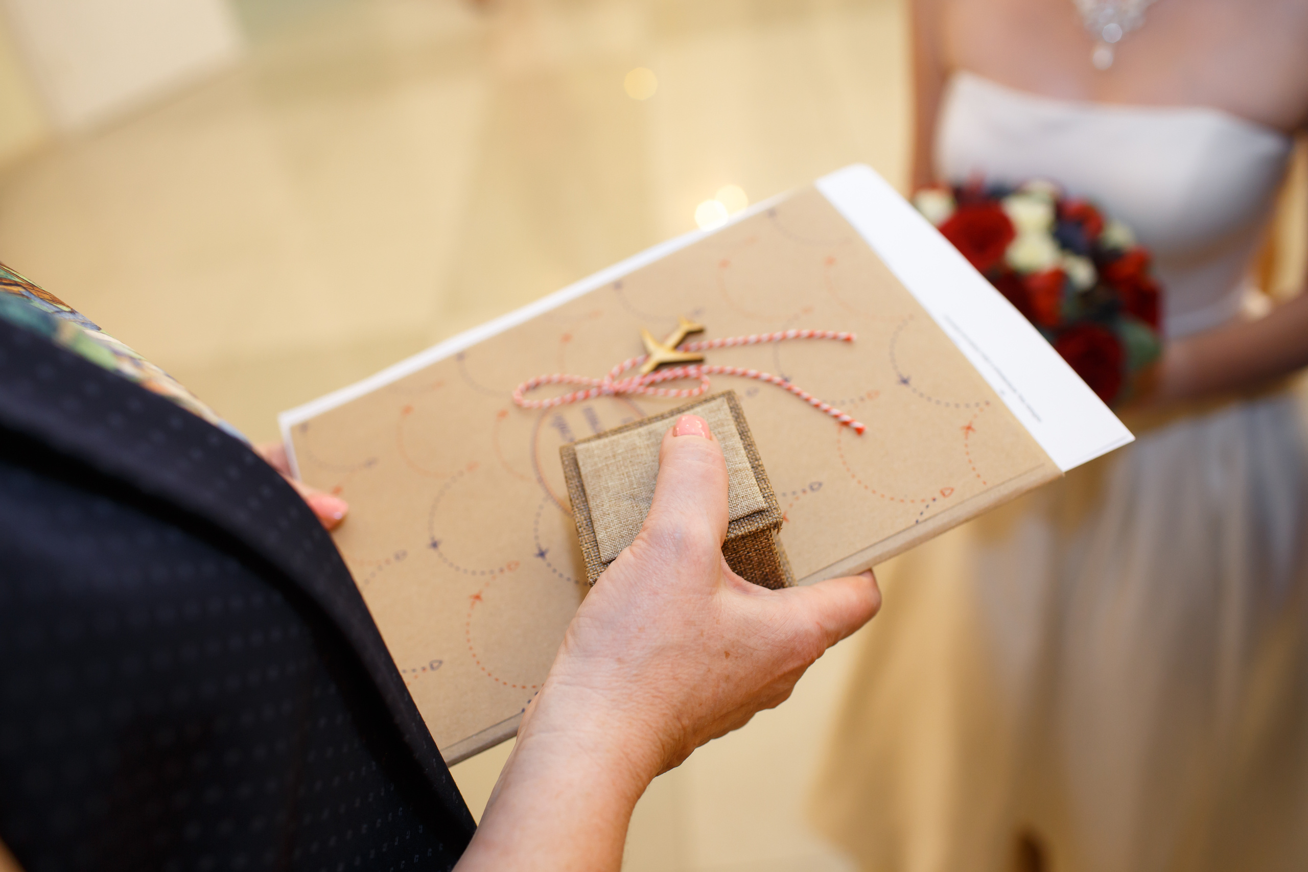 Ксения и Анатолий, ЗАГС г. Королев, прогулка по центру Москвы. Свадебный и репортажный фотограф (Москва, Королев и другие)