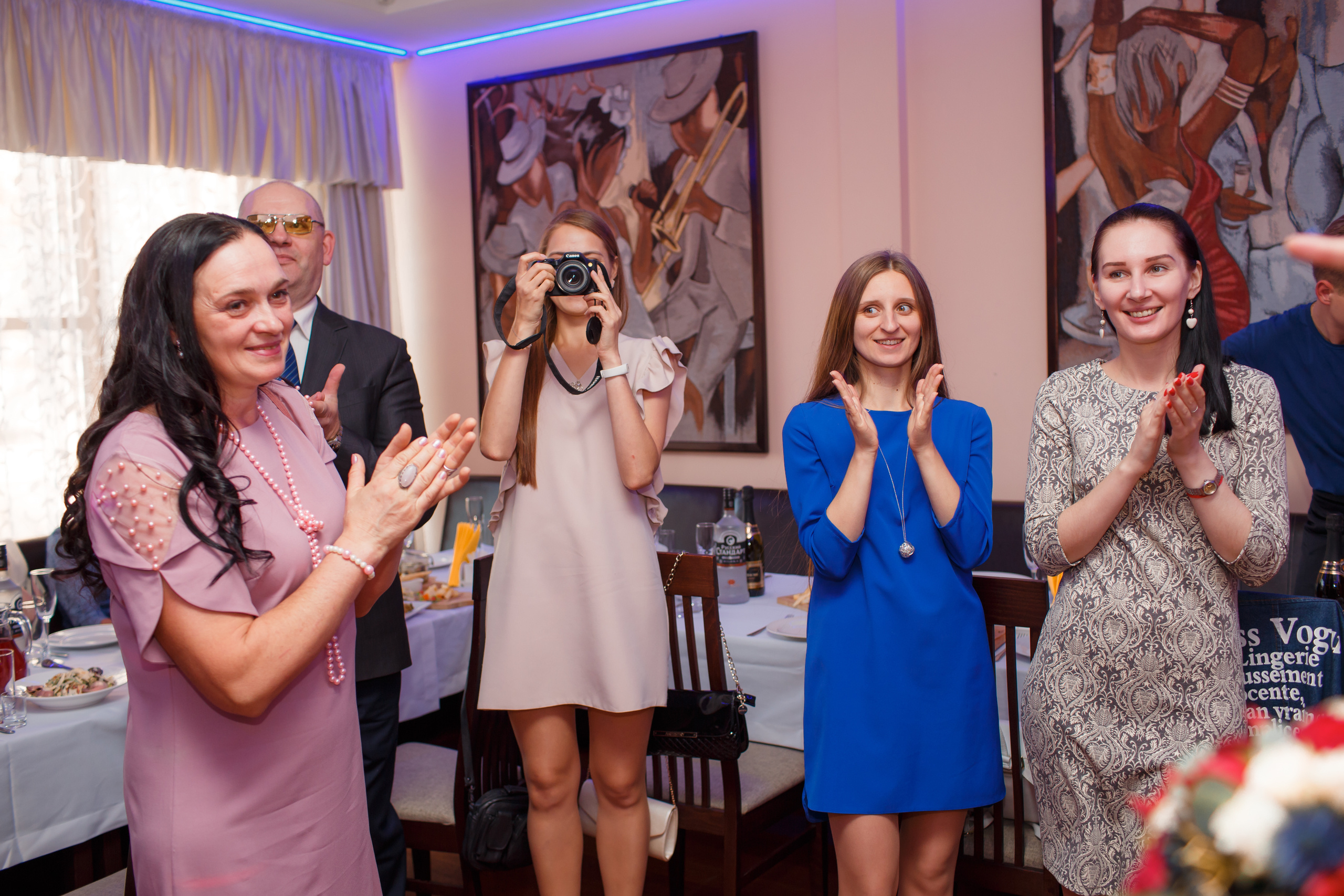 Ксения и Анатолий, ЗАГС г. Королев, прогулка по центру Москвы. Свадебный и репортажный фотограф (Москва, Королев и другие)