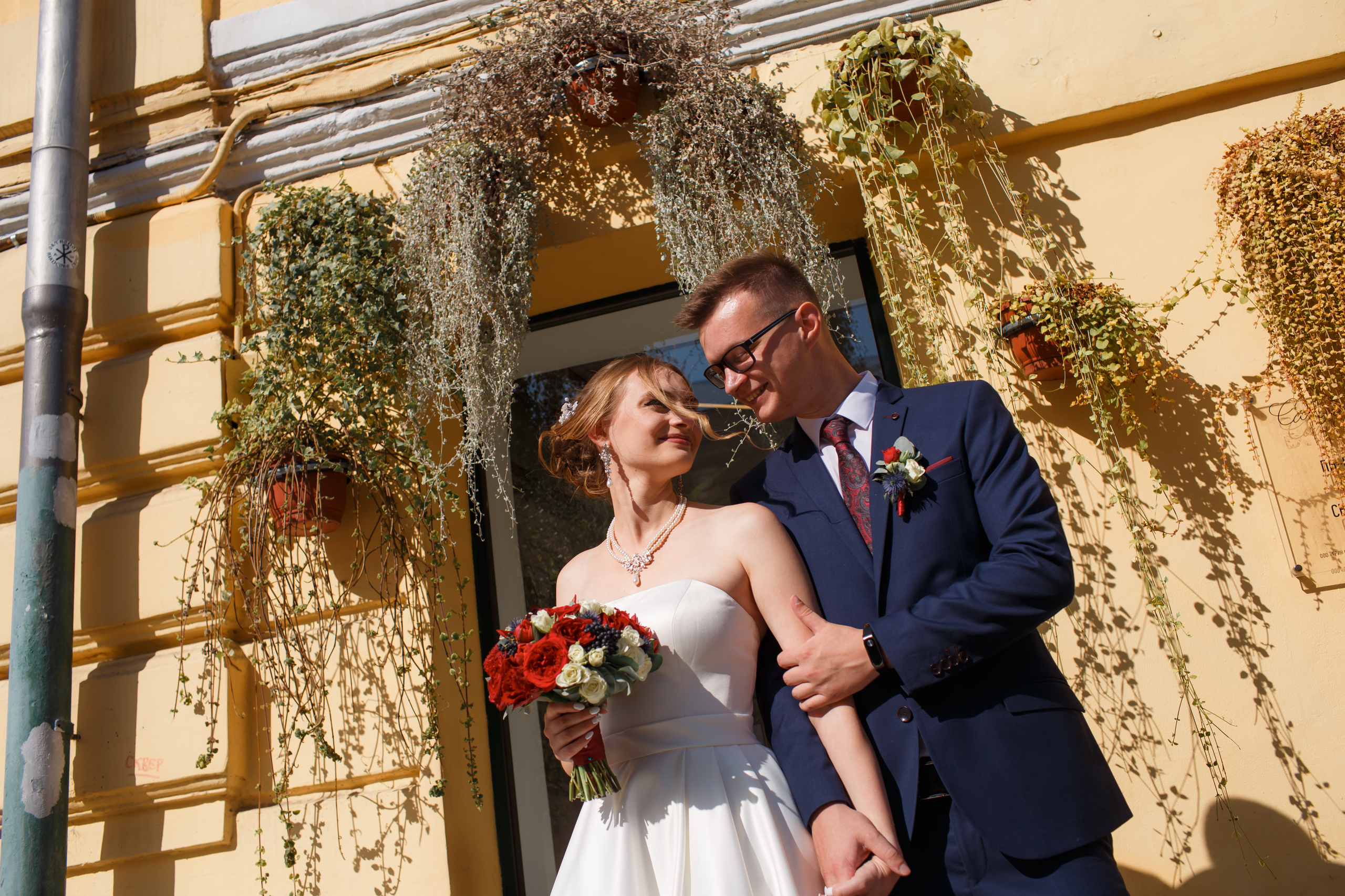 Ксения и Анатолий, ЗАГС г. Королев, прогулка по центру Москвы. Свадебный и репортажный фотограф (Москва, Королев и другие)