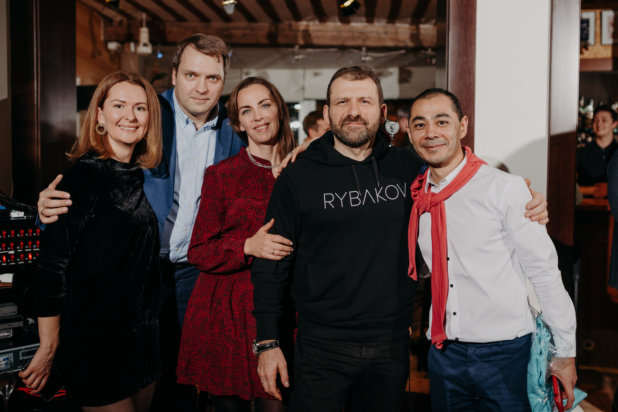 Корпоратив в загородном доме. Фотограф в Москве Илья Максимов