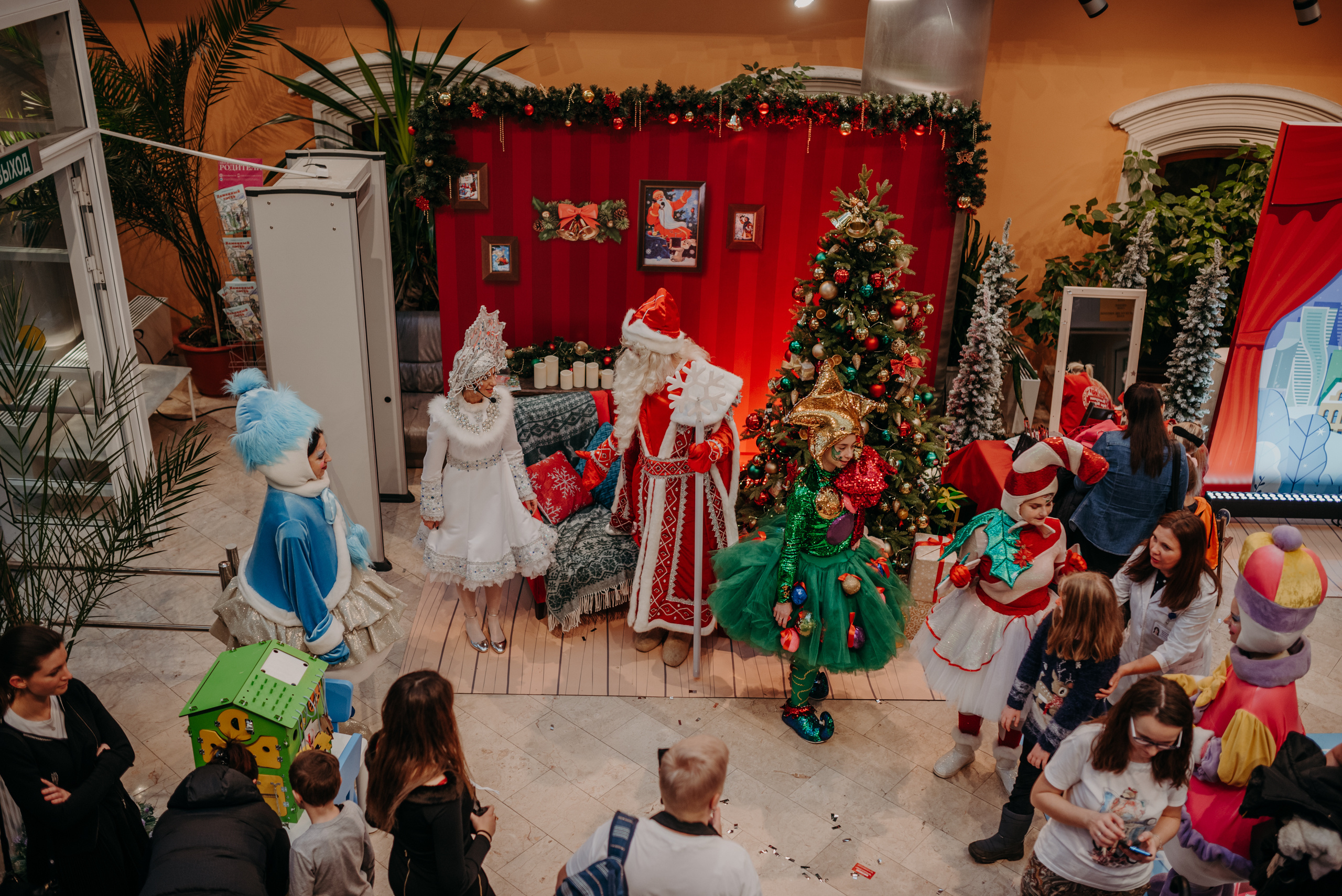 Елка Мэра Москвы в детских больницах. Фотограф в Москве Илья Максимов