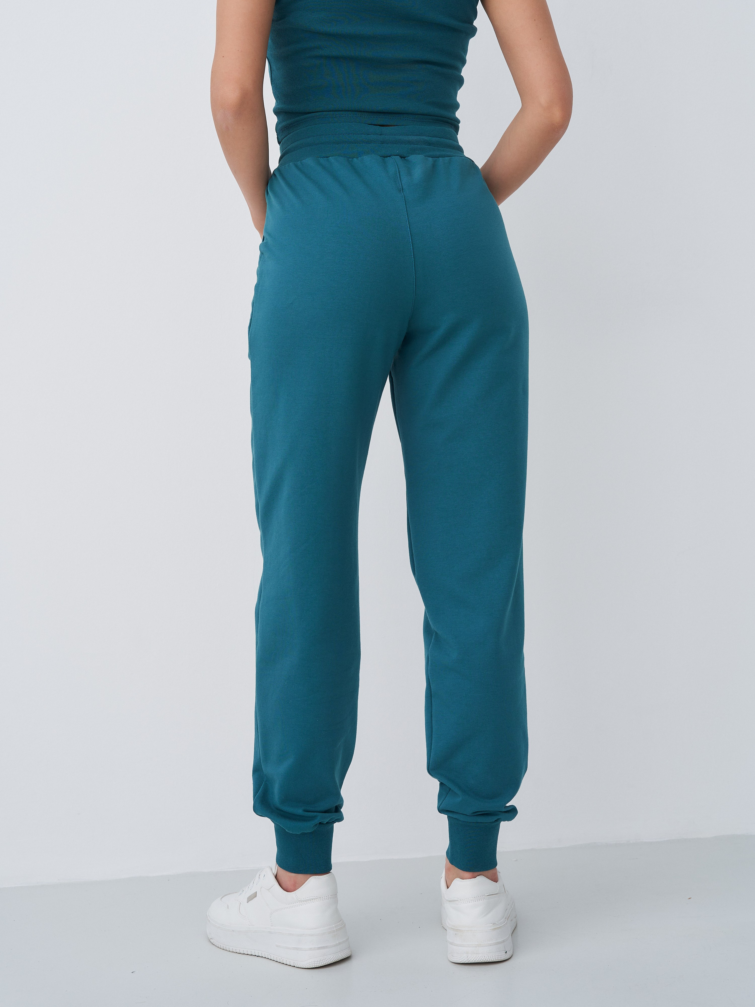 Настя Д. Контент для маркетплейсов и соцсетей. Фото и видео съемка