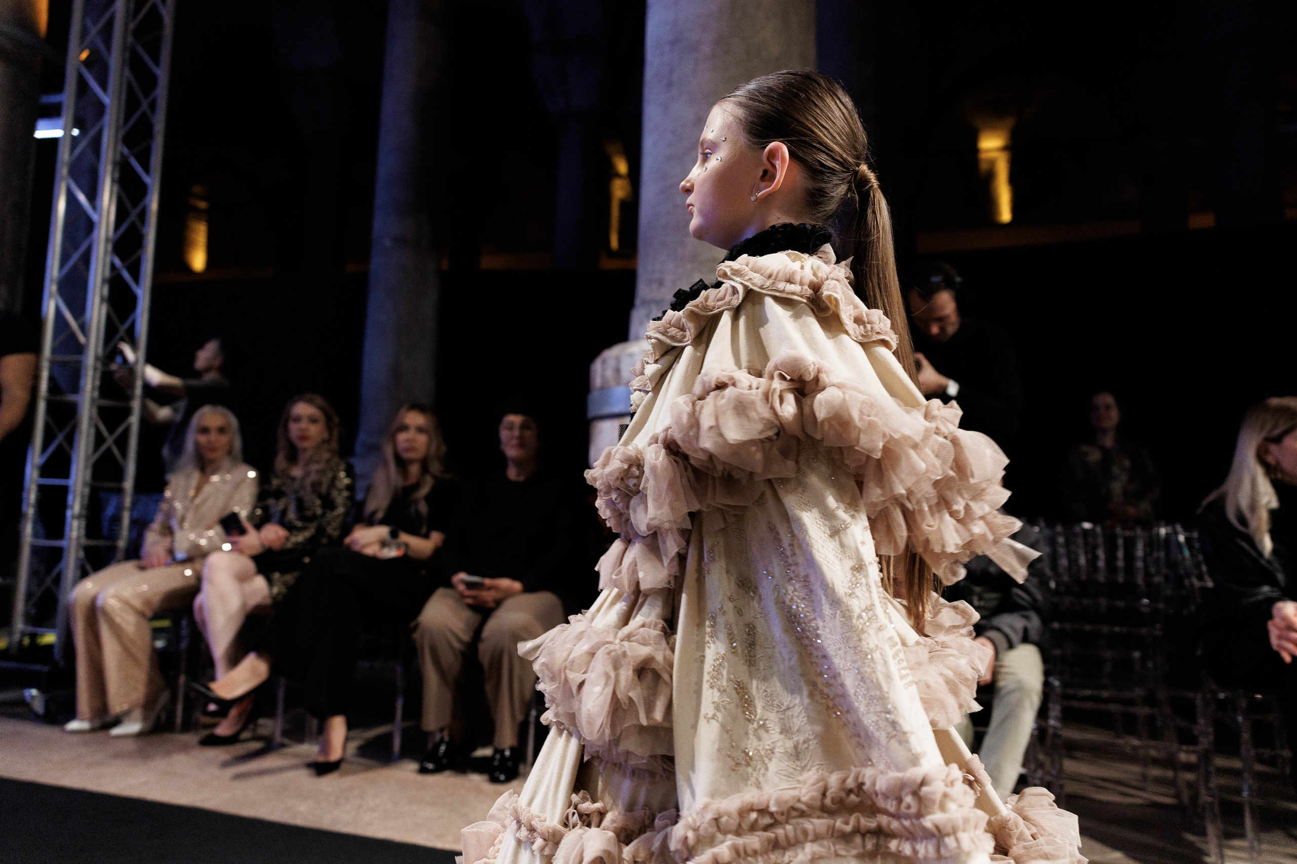 IFB-показ. About