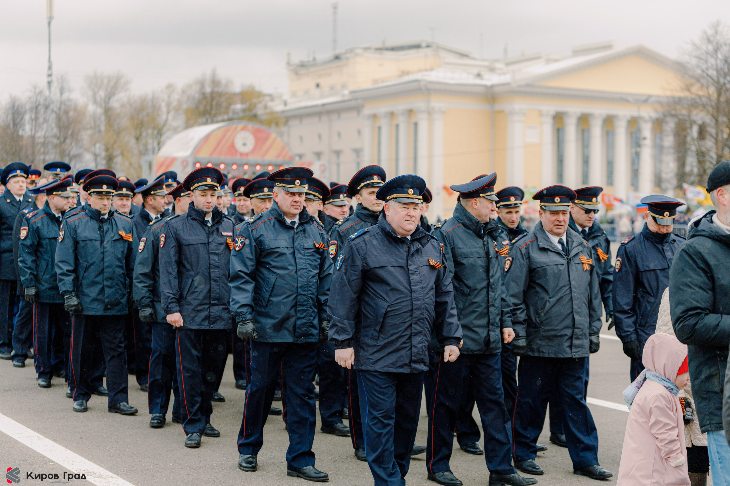 Парад победы 9 мая. Свадебный и репортажный фотограф Киров | Вадим Карпук