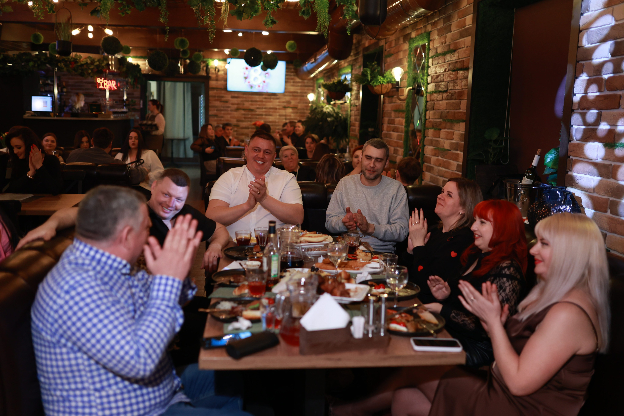 8 марта «Инжир». Andrey Pospelove. Фотограф в Саратове