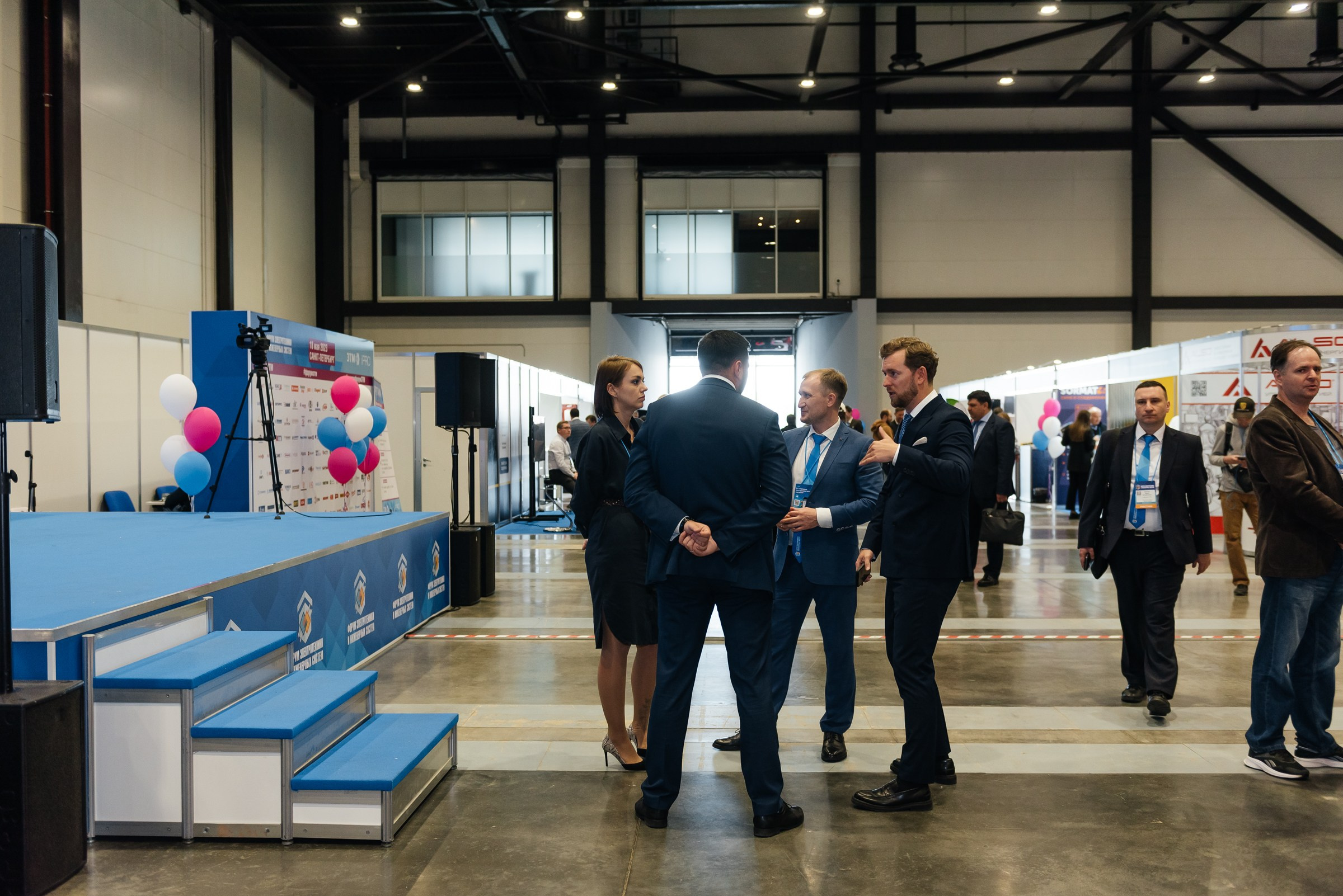 Репортажная съёмка на форуме ЭТМ. Свадебный фотограф в Санкт-Петербурге Венера Ахметова