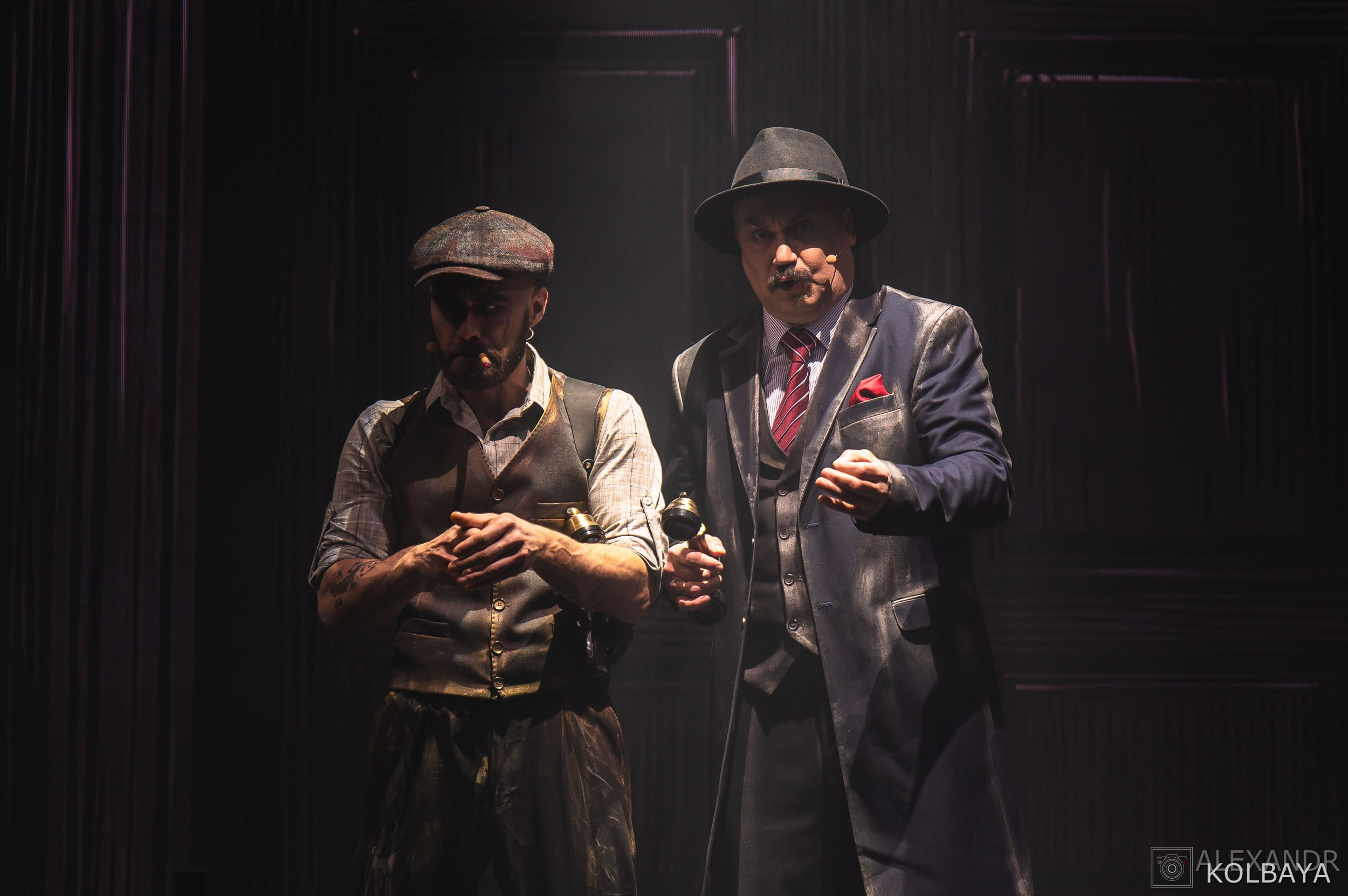 Фотографии со спектакля «Однажды в городе N». Концертный и театральный репортажный фотограф в Москве Александр Колбая