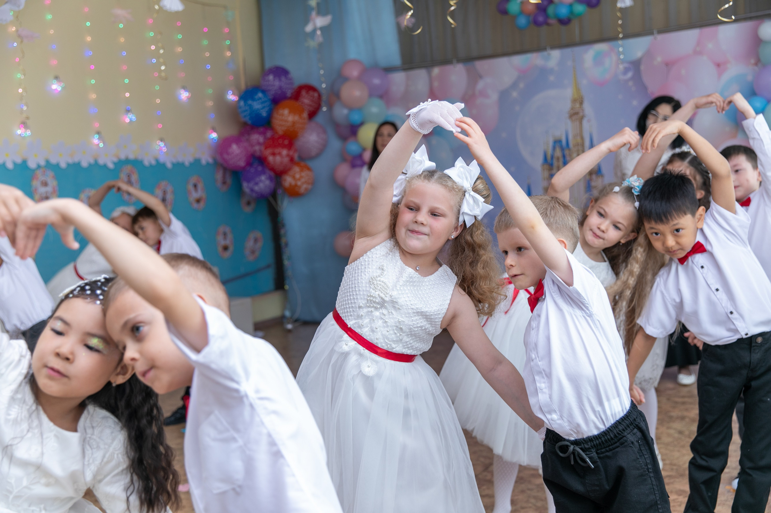 Выпускной Сказка 2025. Школьный и детский фотограф в Южно-Сахалинске Анастасия Лескова