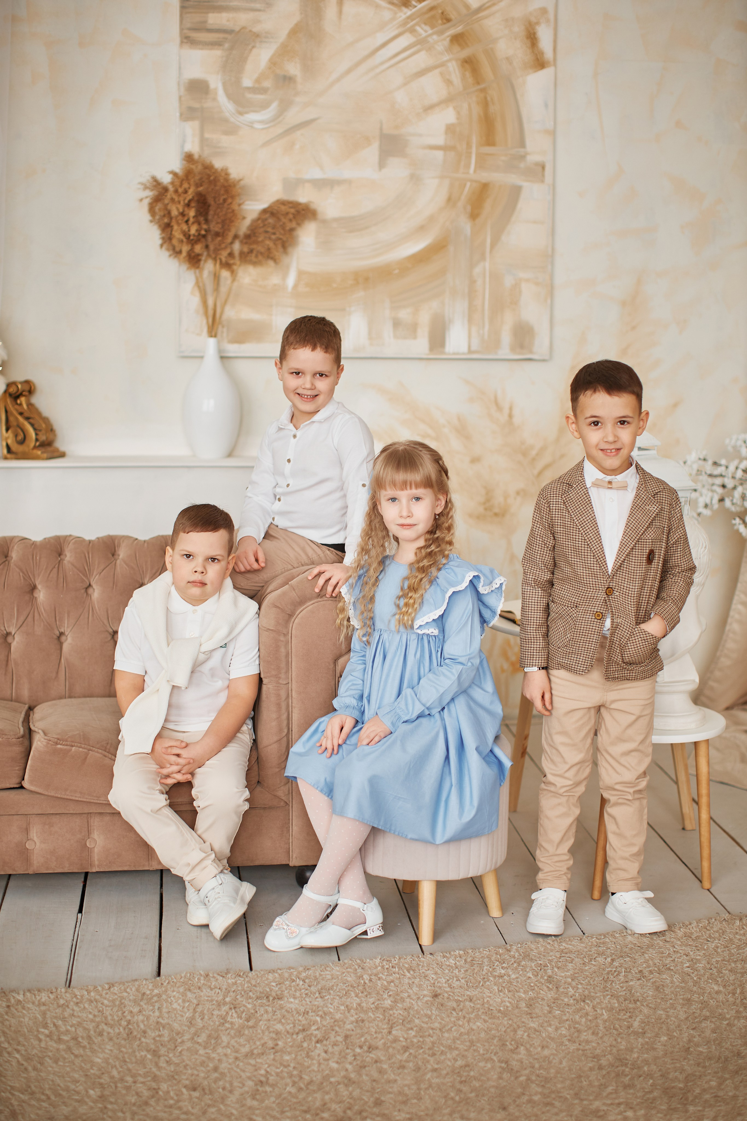 Групповые. Выпускные альбомы в городе Курган для всех