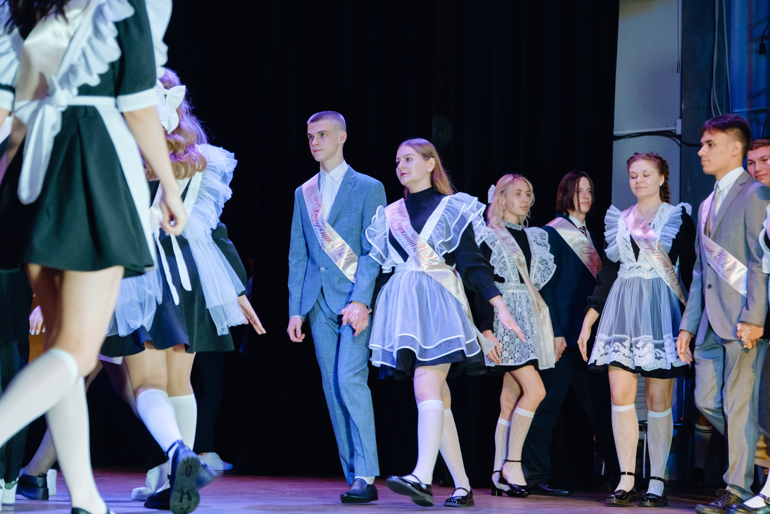 Последний звонок 11 класс. Фотограф Софья Володкина