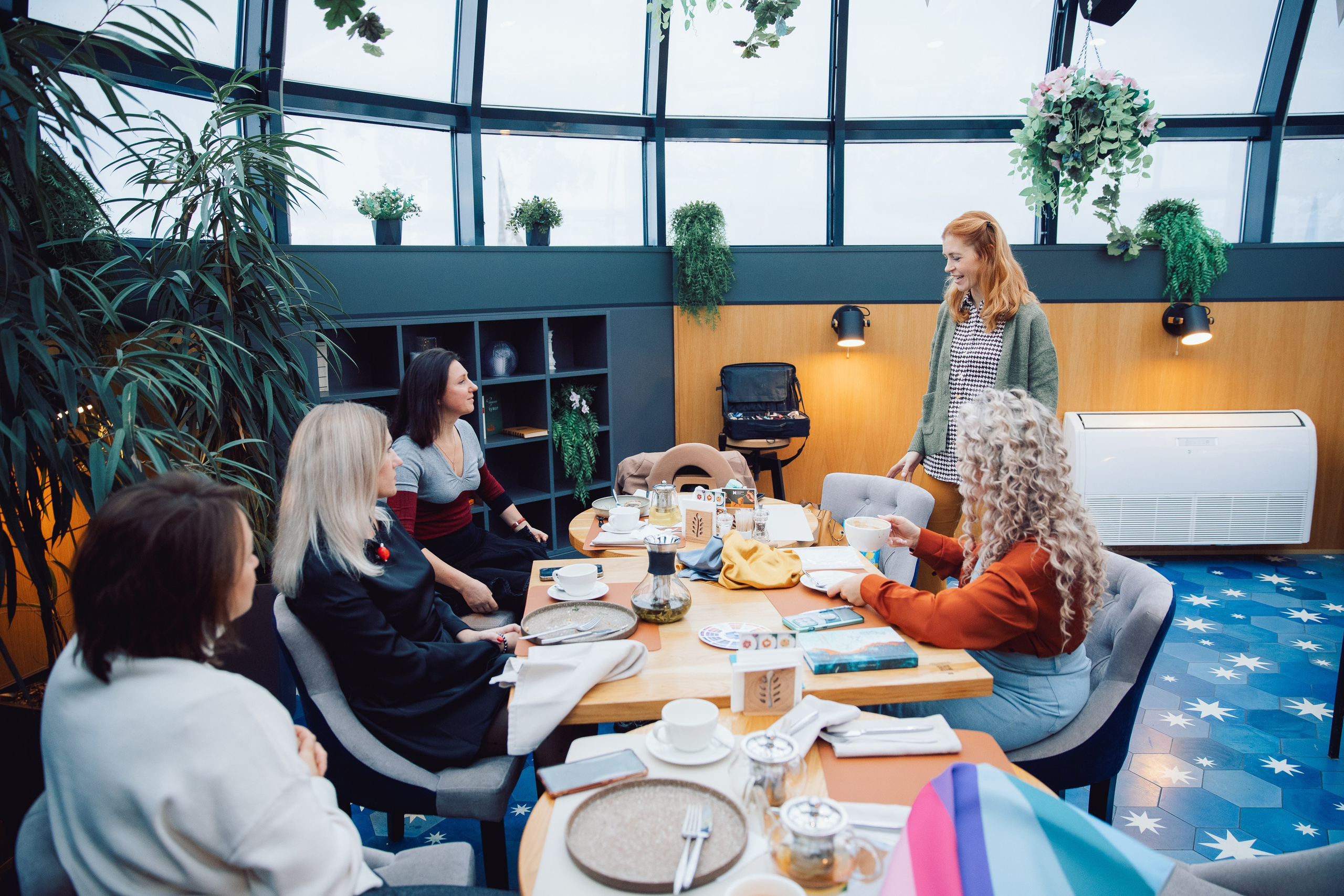 13.11.24 Бьюти-завтрак в цвете. Фотограф в Санкт-Петербурге Алена Сертакова