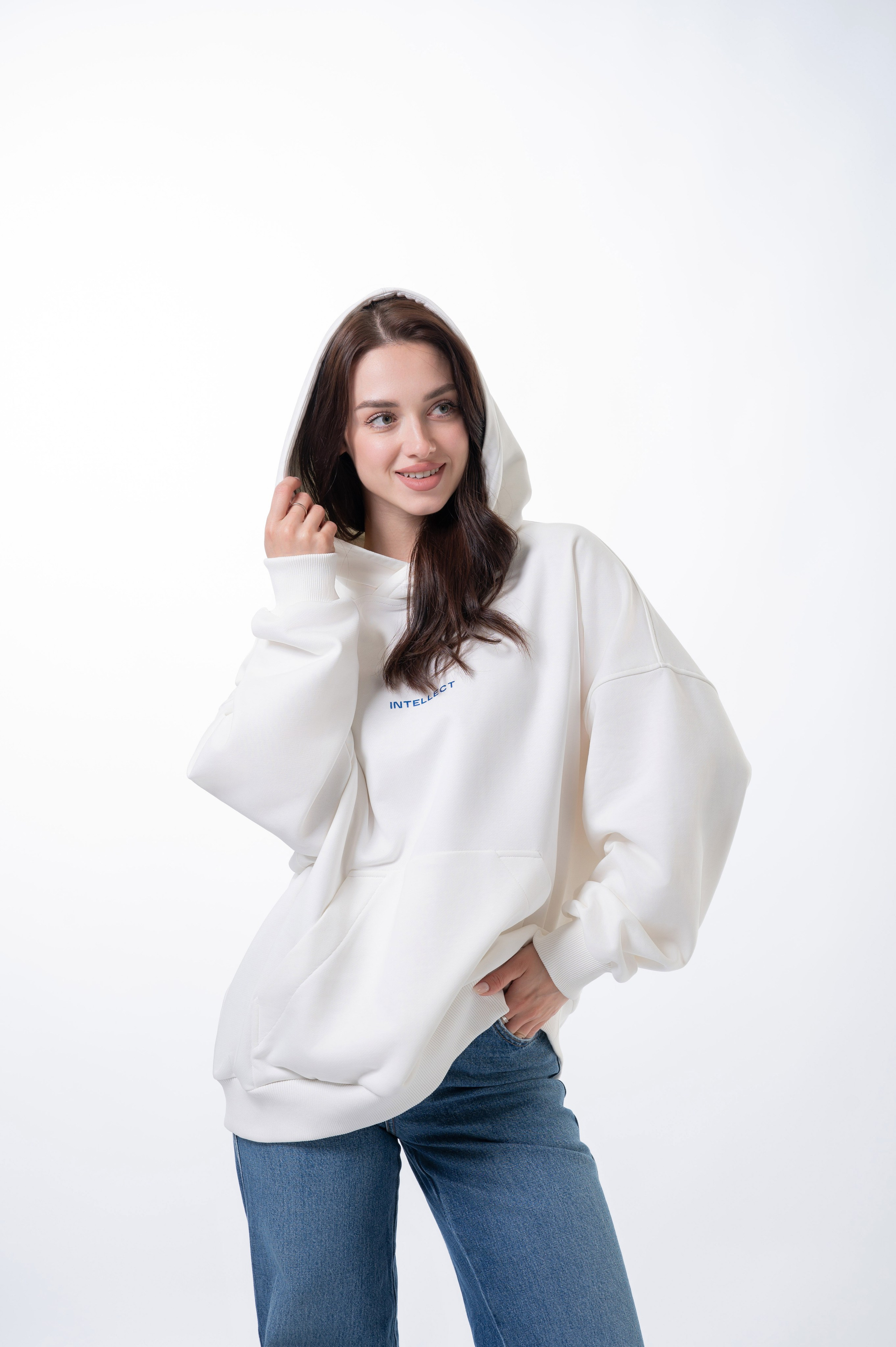 Каталог Девушки. Студия рекламной и предметной съемки товаров WELKO Studio