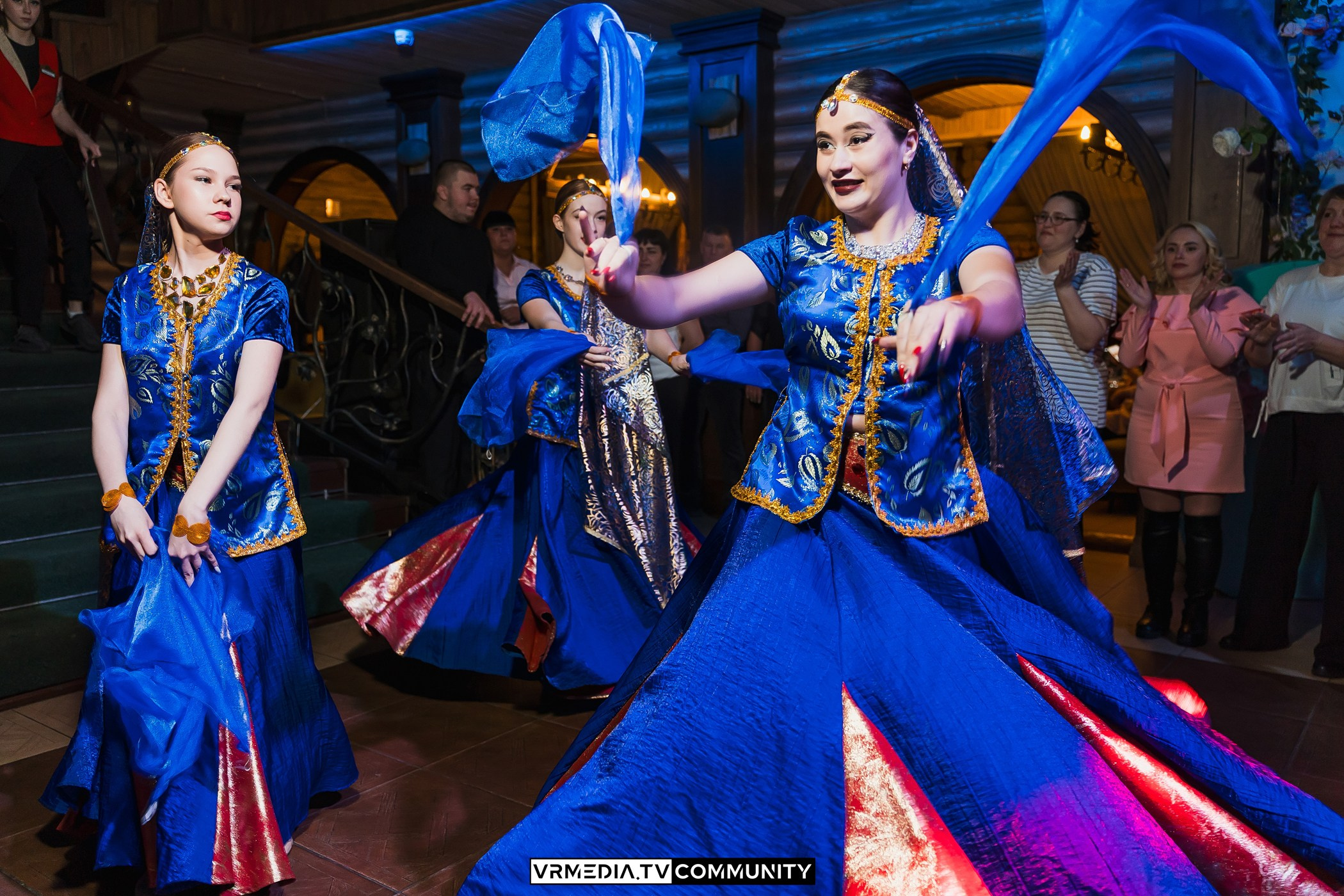 Международный женский день в кафе «У Петровича»