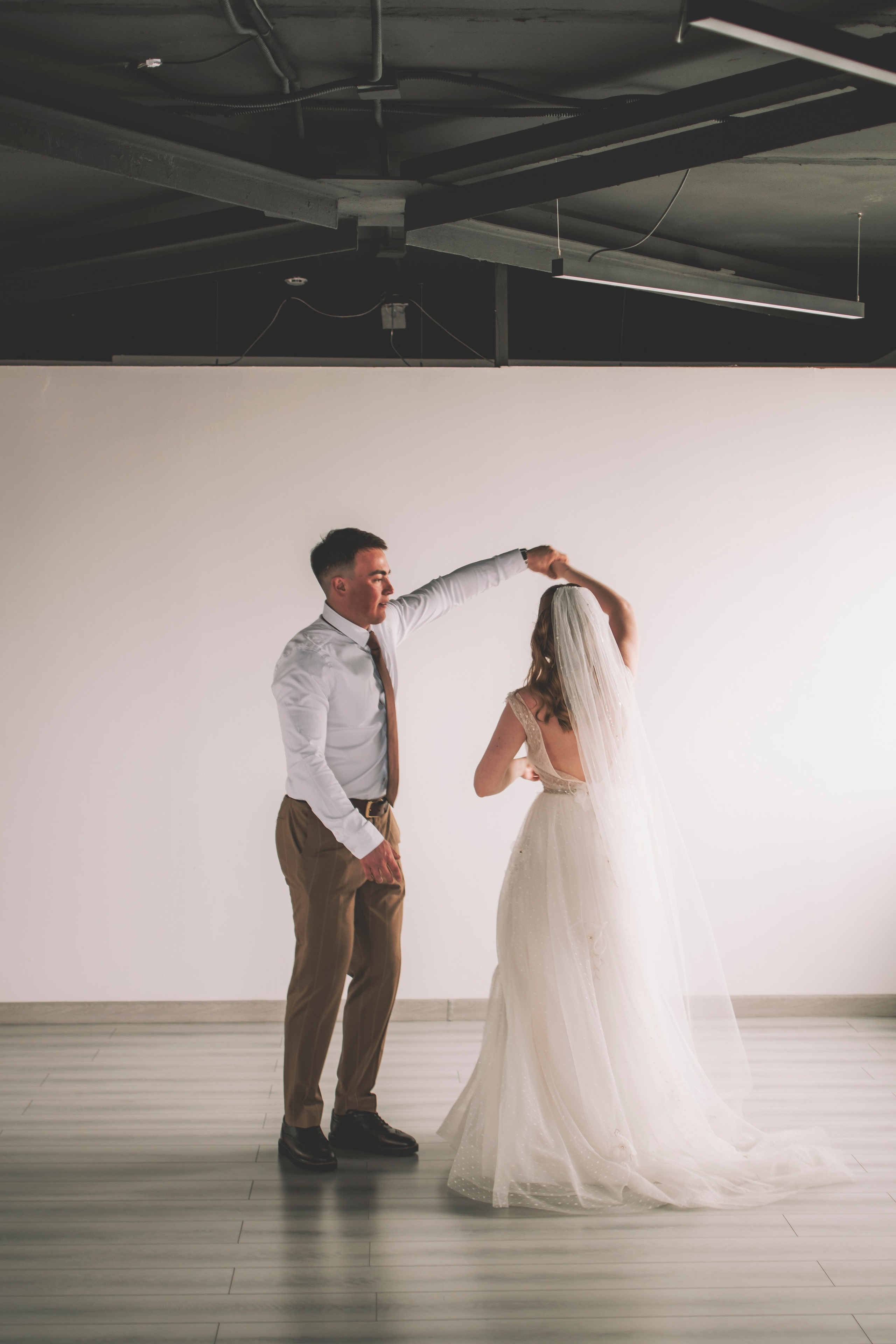 Альберт и Анастасия (Студийная фотосессия, роспись в ДК Нефтяник + фотосессия с гостями). Семейный и свадебный фотограф Губкинский и Ставрополь