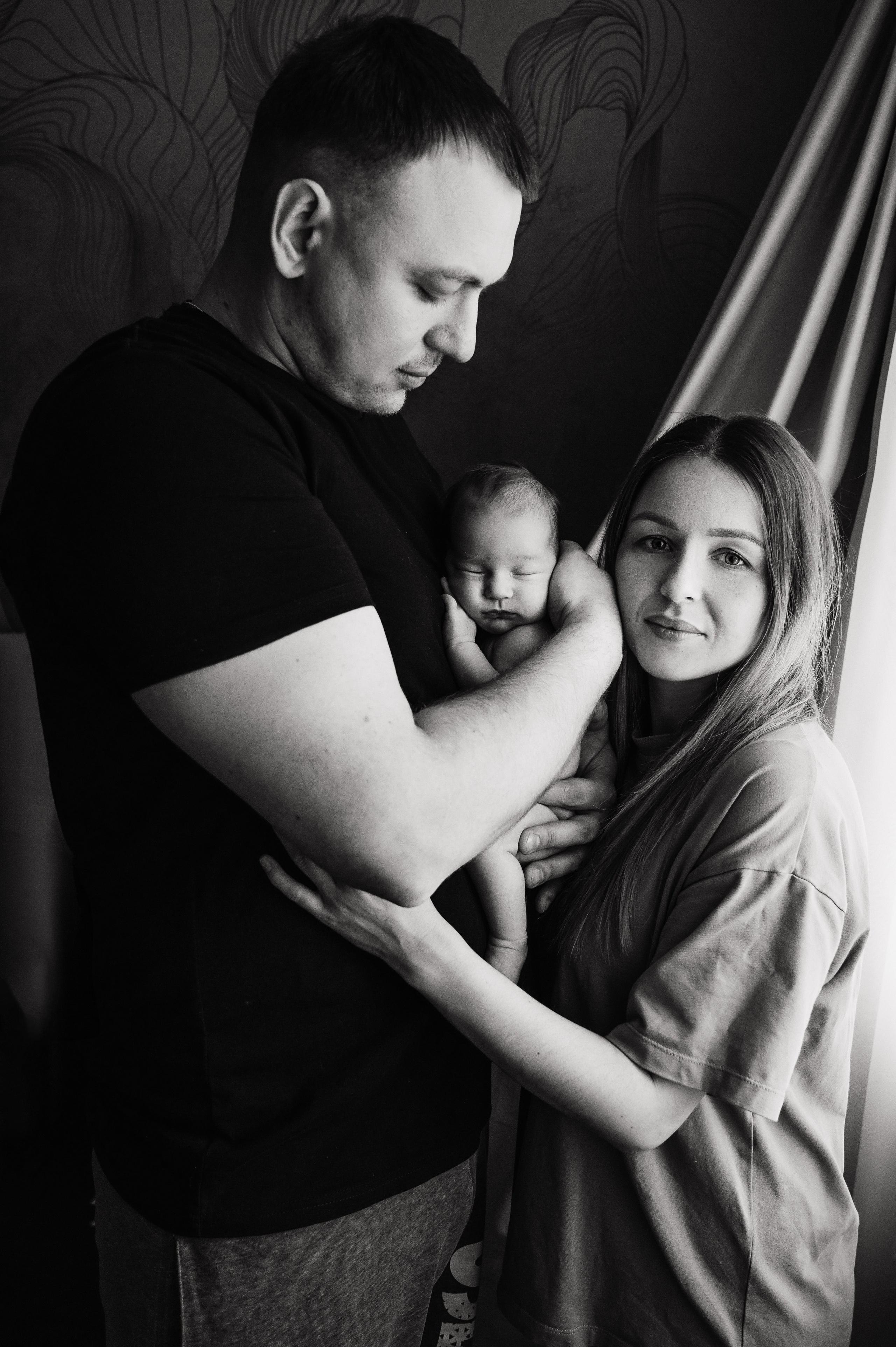 Черно белые фото. Фотограф новорожденных малышей в Санкт-Петербурге