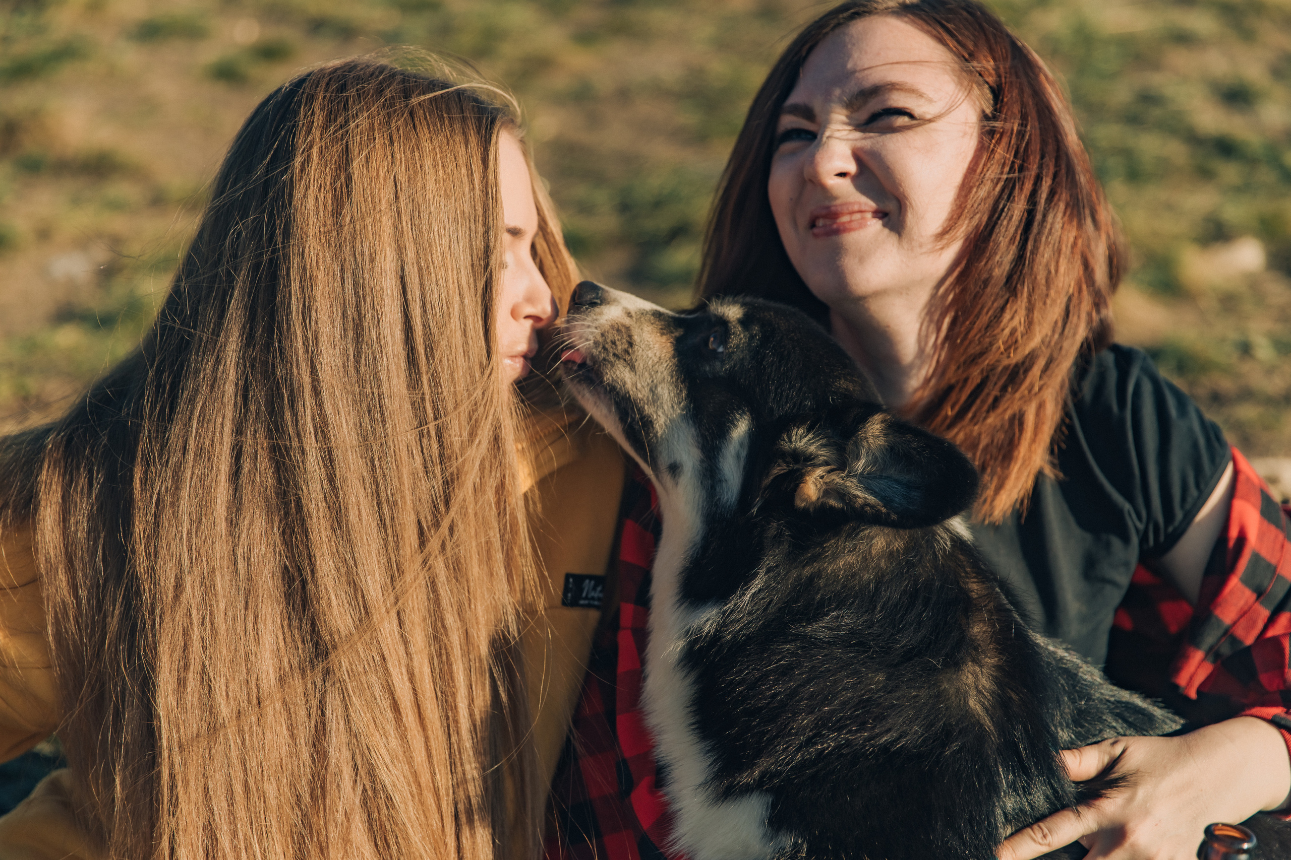 Кристина и  Света. Фотограф