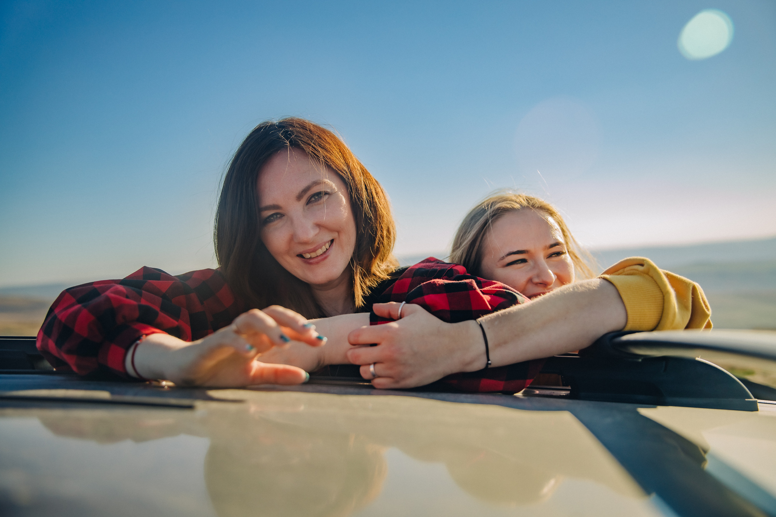 Кристина и  Света. Фотограф