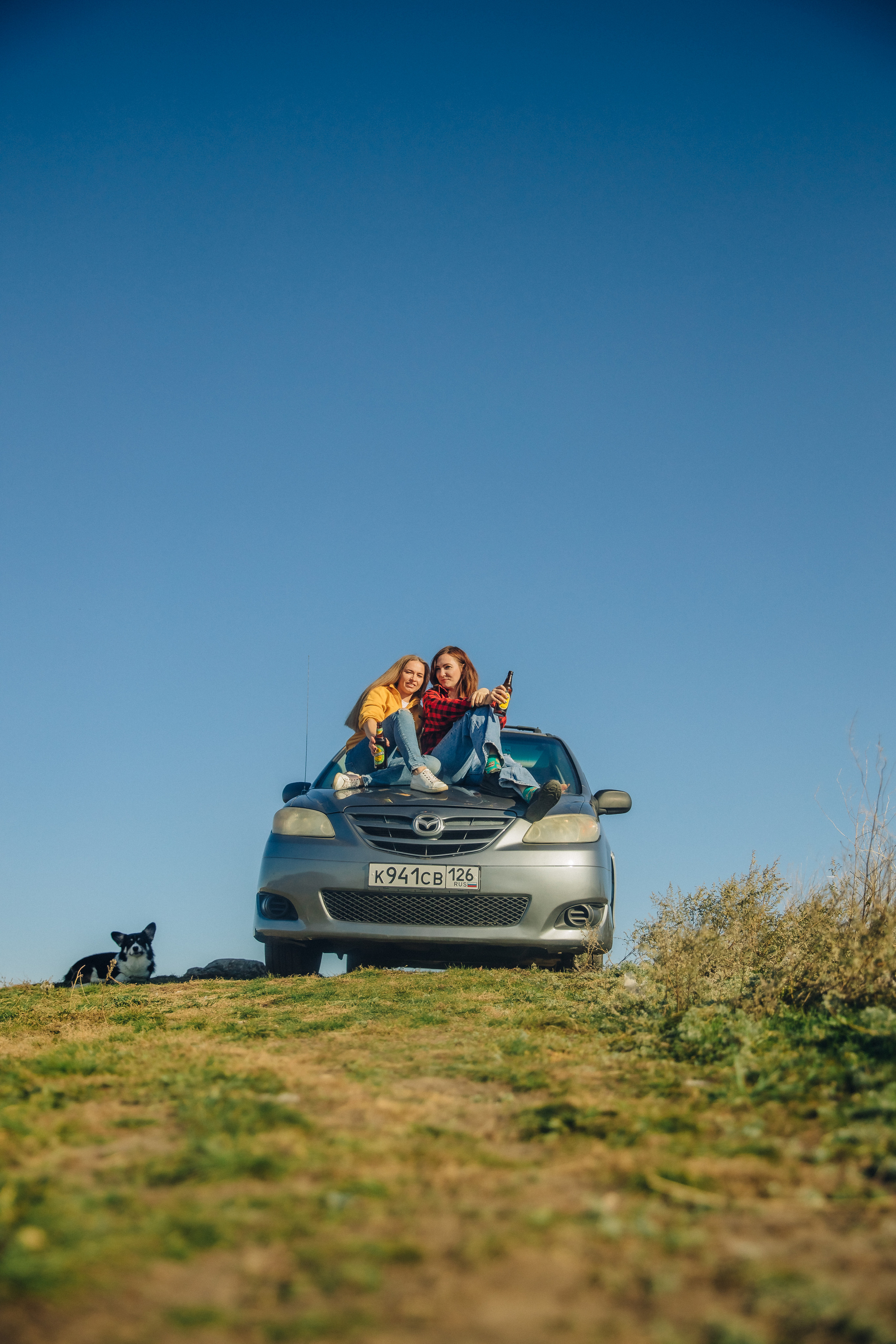 Кристина и  Света. Фотограф