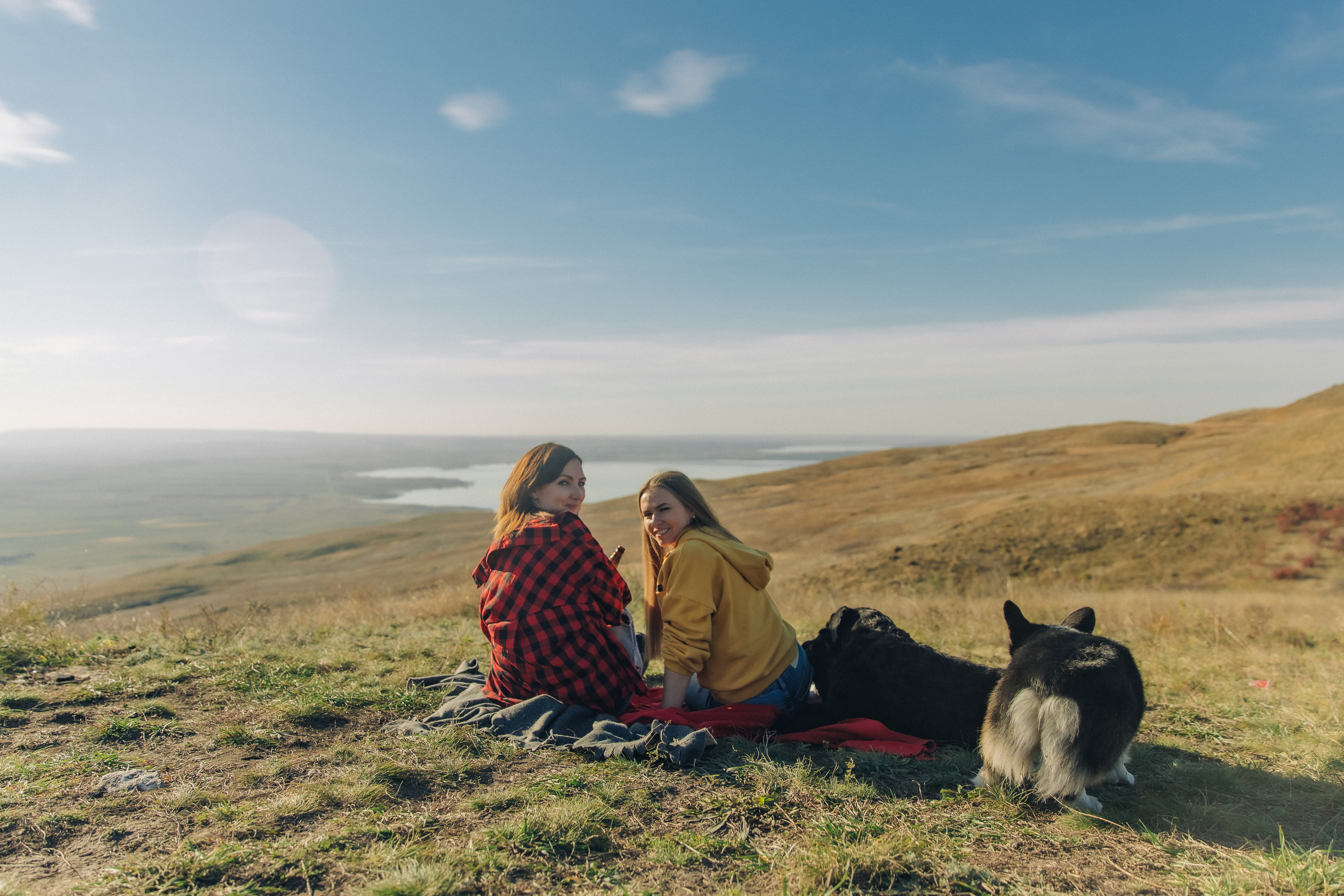 Кристина и  Света. Фотограф