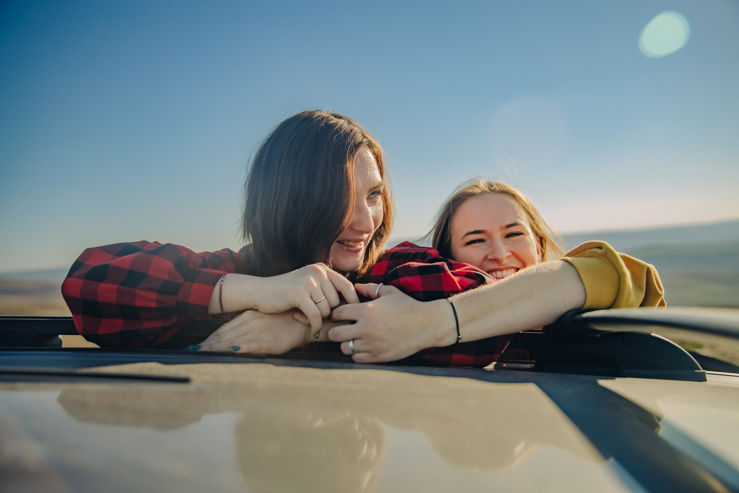 Кристина и  Света. Фотограф