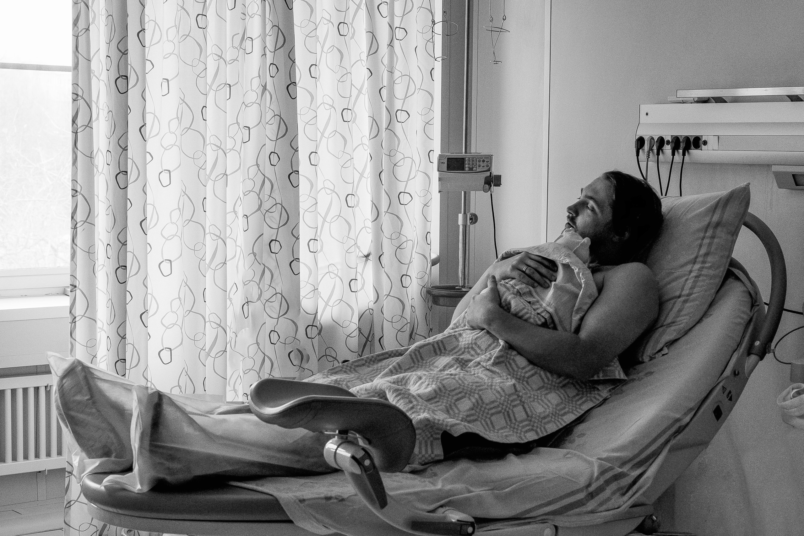 Фотосессия родов в ГКБ Юдина. Стоимость и условия