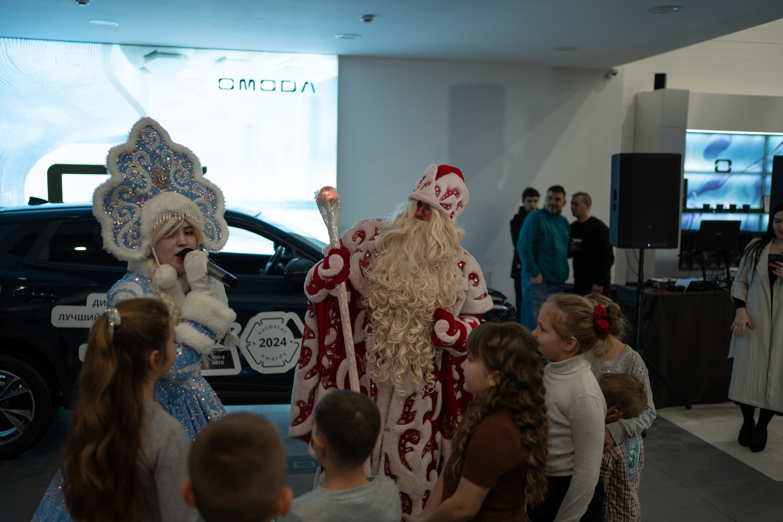 Репортаж с предновогоднего праздника в салоне OMODA. Фотограф, видеограф Пятигорск, Ставрополь, Ессентуки, Petlyakovs_photo