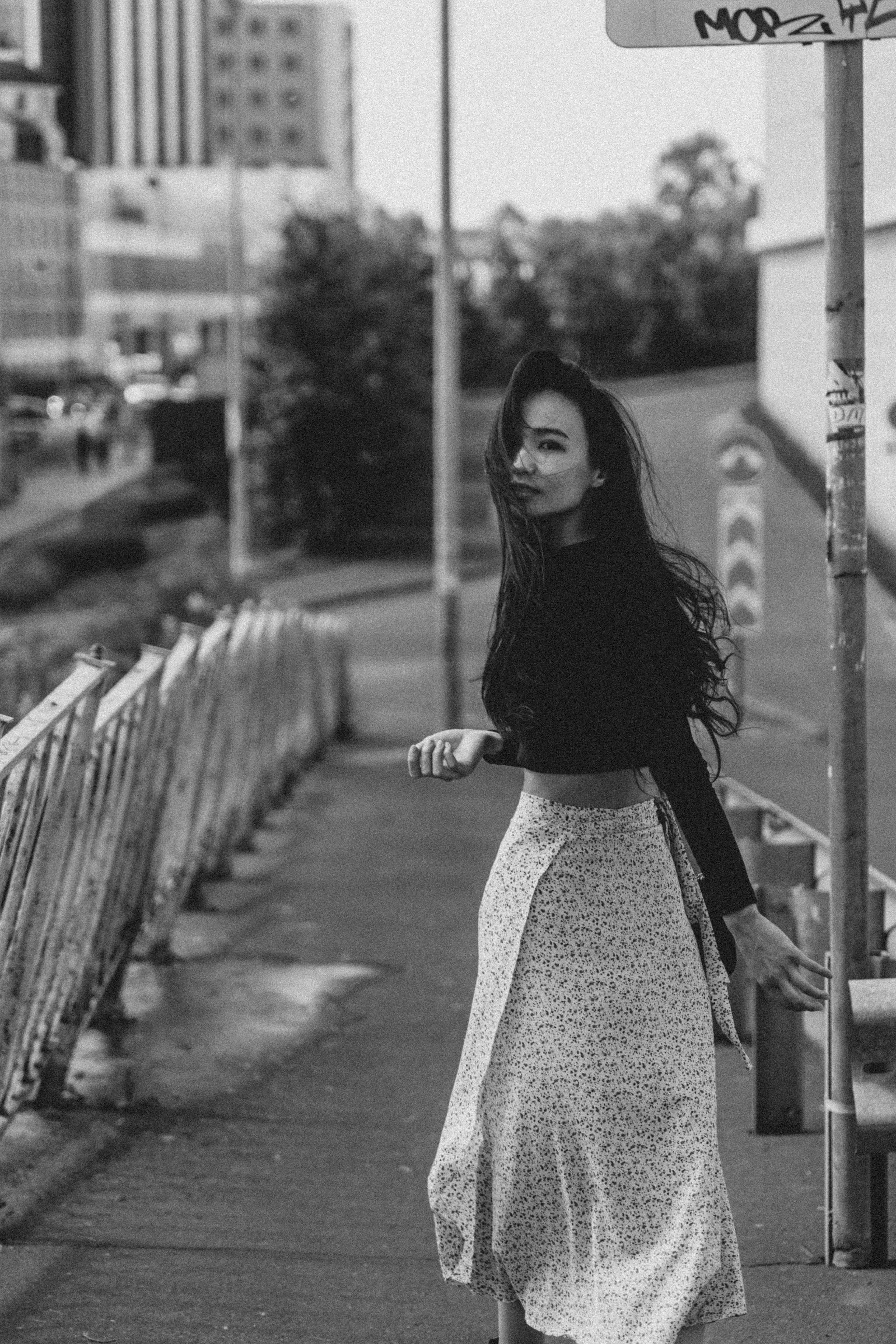 Уличная фотосессия с Камилой около бистро Артель