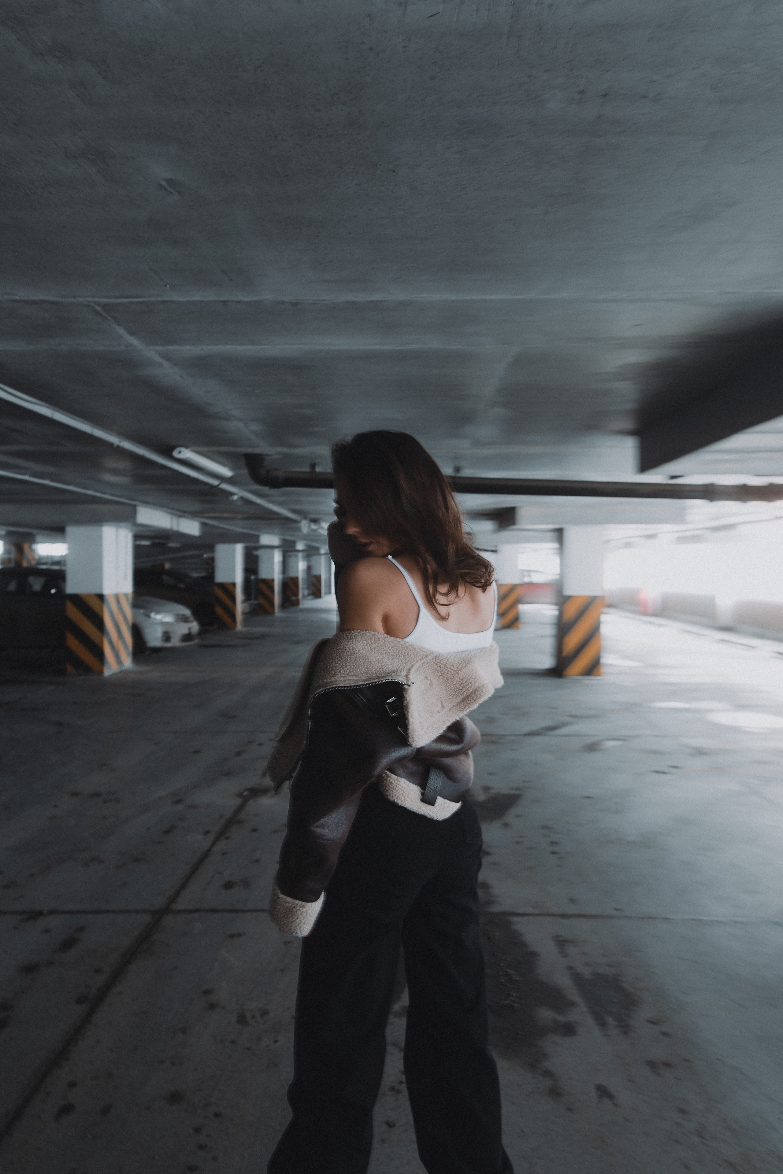 Уличная фотосессия с Айгуль на парковке Казан Молла