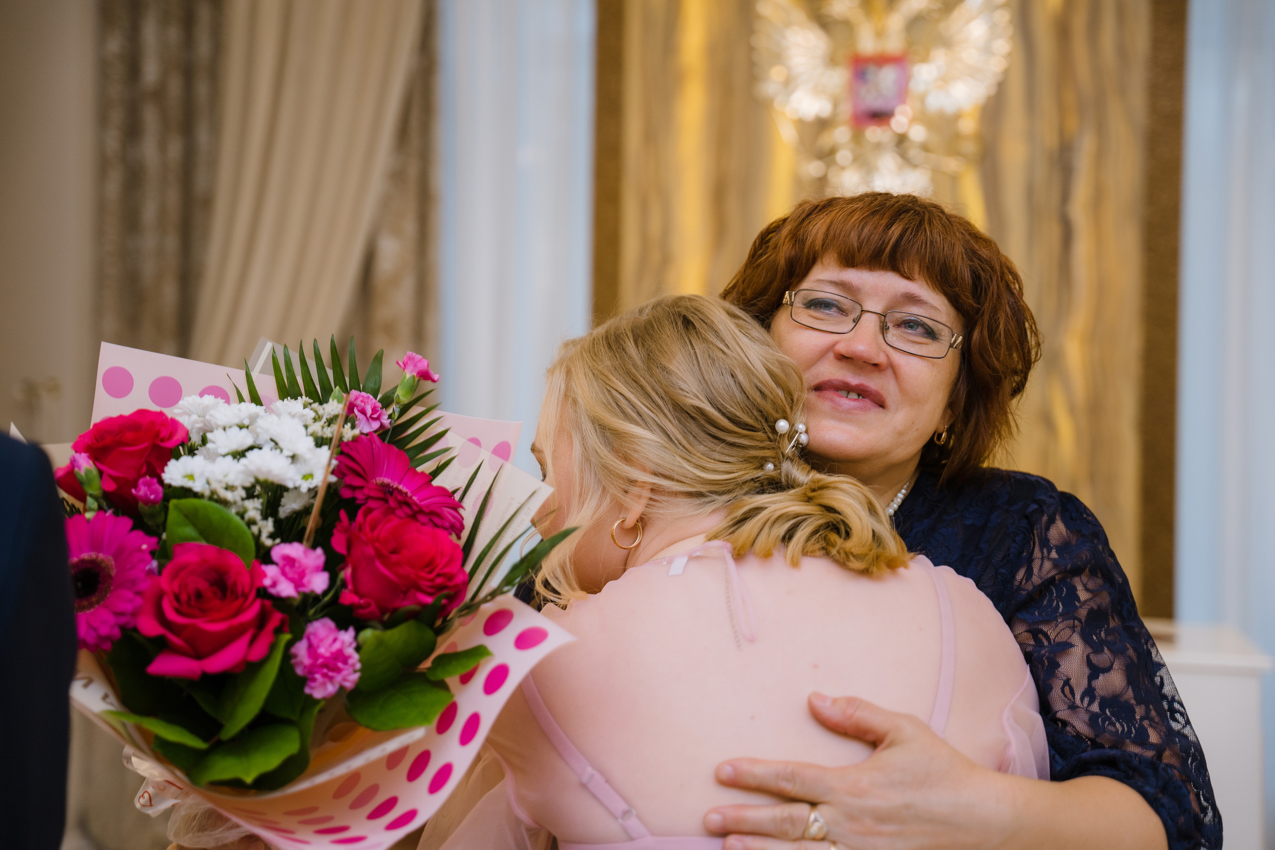 Евгения Языкова – свадебный фотограф в Архангельске: эмоциональная классика и репортаж