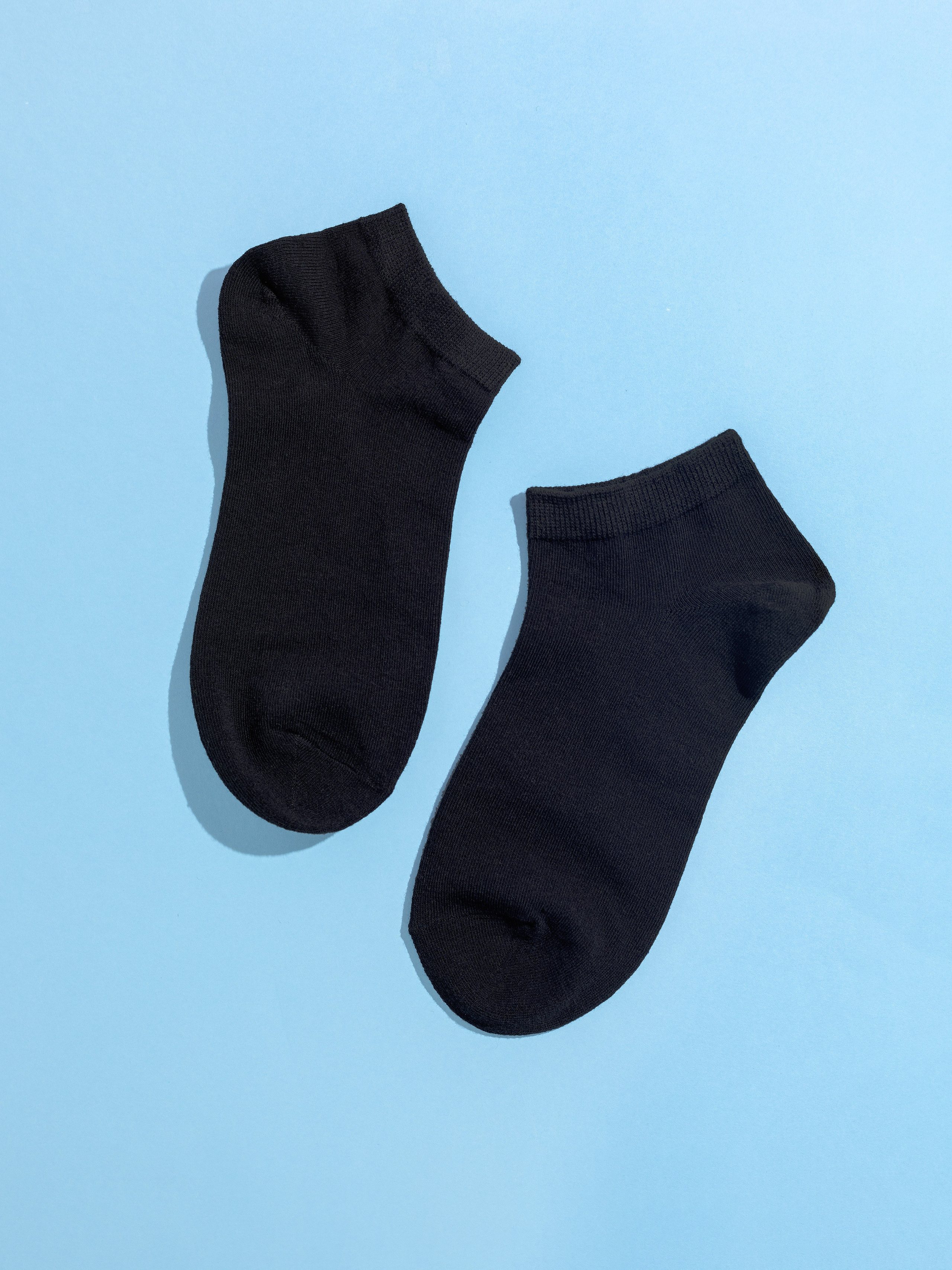 Носки. Предметный фотограф Северова Екатерина | Профессиональная предметная съёмка фото и видео в Санкт-Петербурге