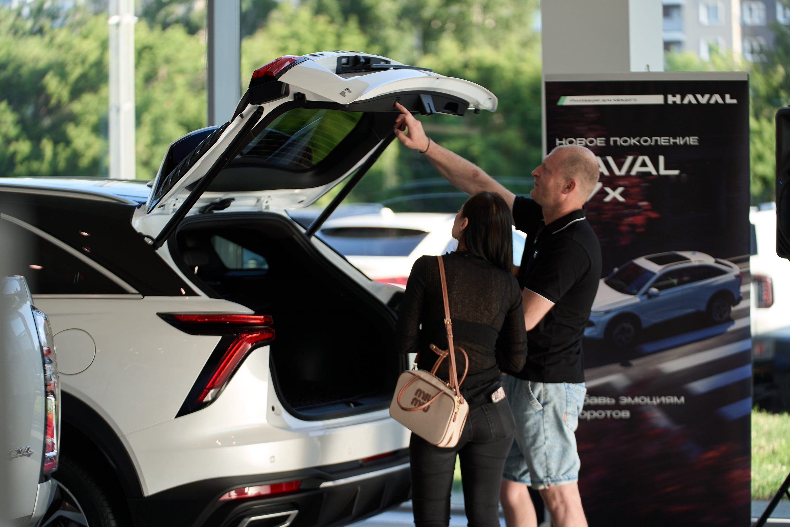 Презентация HAVAL. Фото, которые продают эмоции. Сергей Богомолов. Свадебный и семейный фотограф