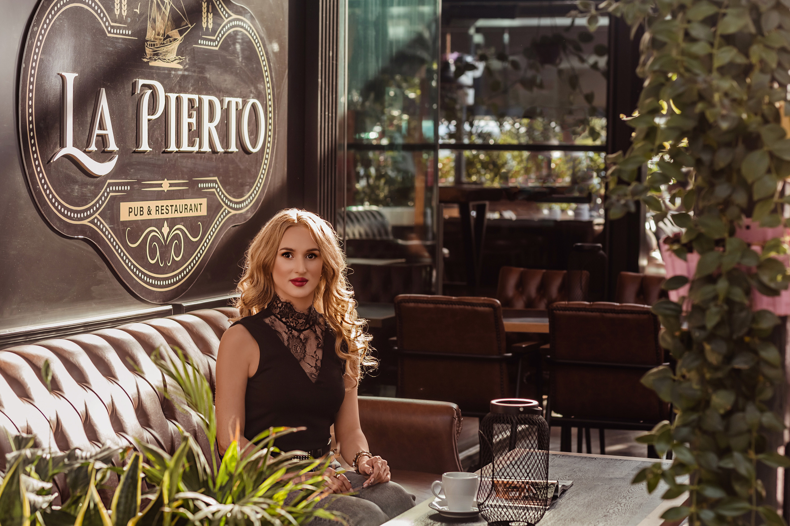 Personal photo session for internet content. Professional family and children’s photographer in Izmir Irina Eron