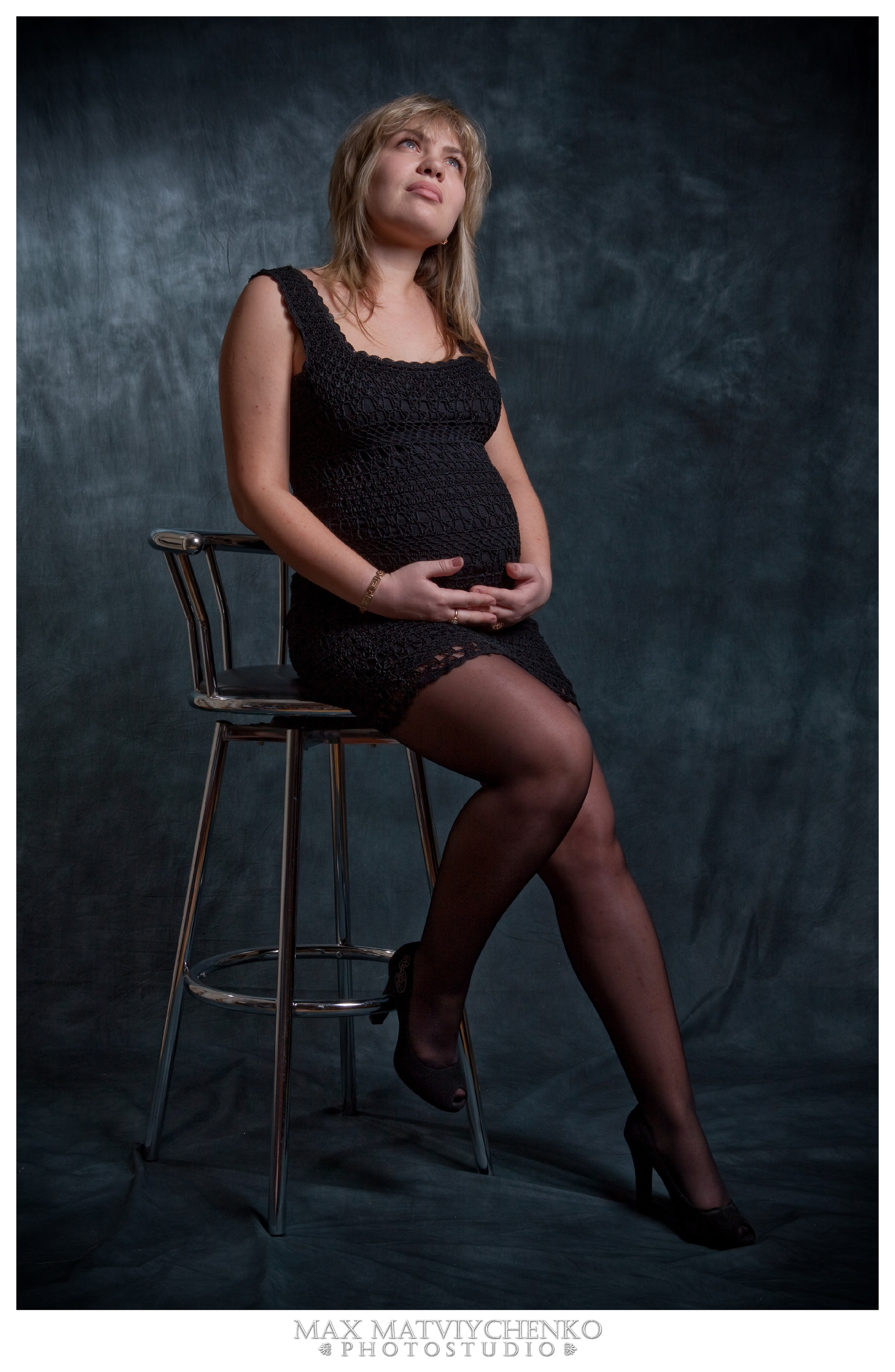 Фотосессия во время беременности от студии Love Story. Максим Матвийченко и Виктория Басова профессионалы своего дела