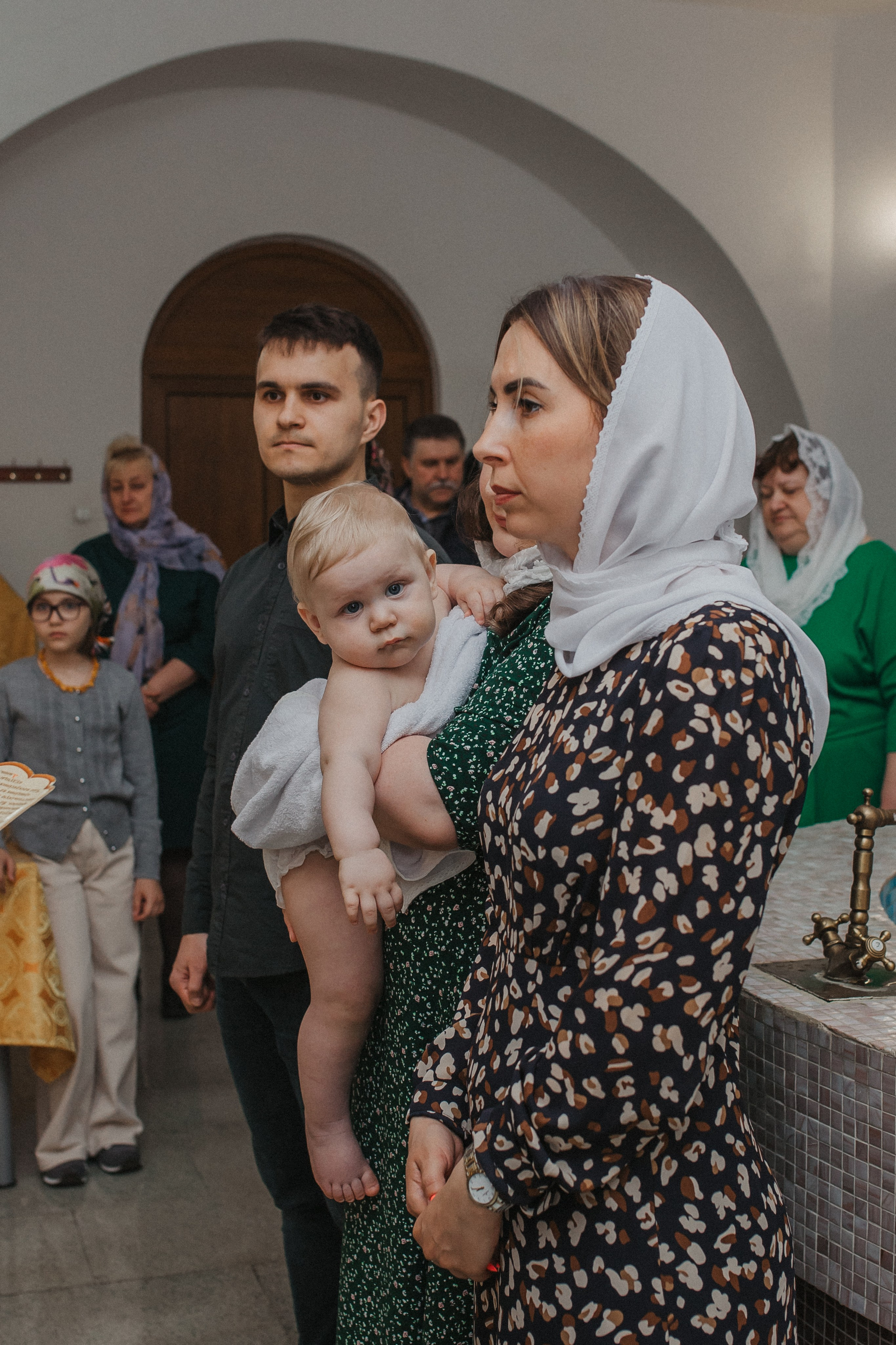 Крещение Матвей. Семейный и домашний фотограф в Москве и МО Королева Валерия