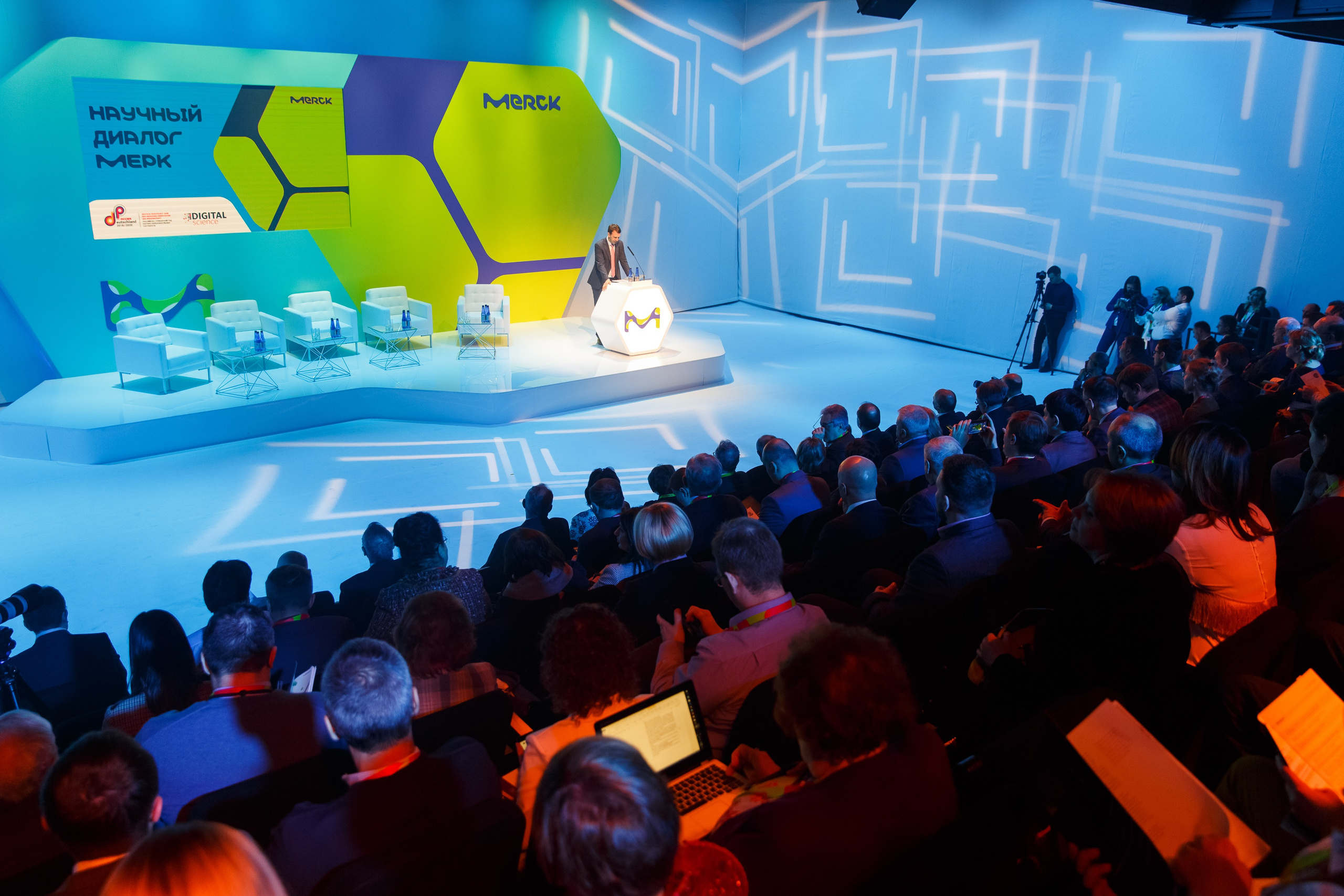 61. Фотограф Недорез Александр в Москве. Репортаж на ваших мероприятиях