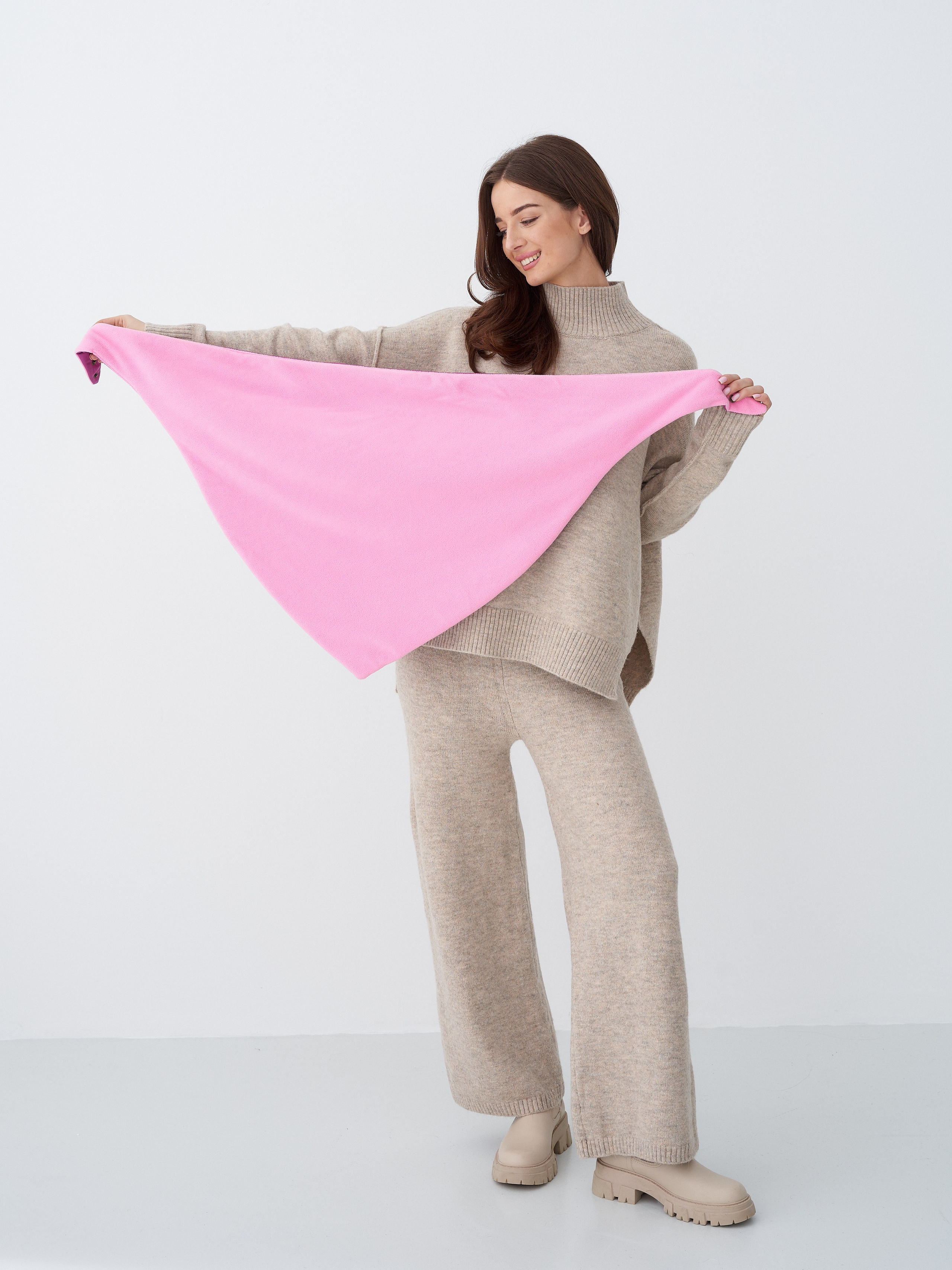 Оля. Контент для маркетплейсов и соцсетей. Фото и видео съемка