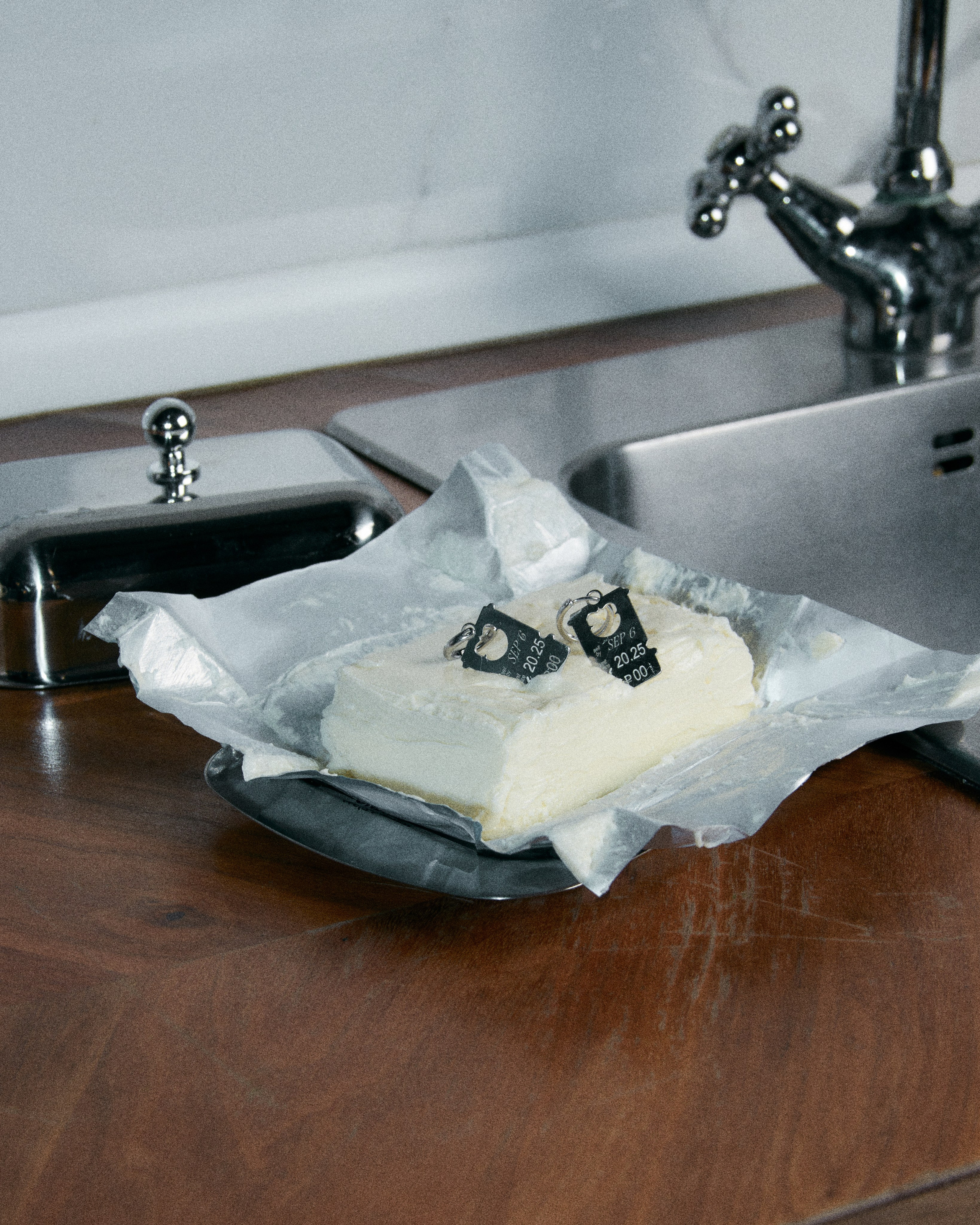 ORGANIC. Andrew Valmus