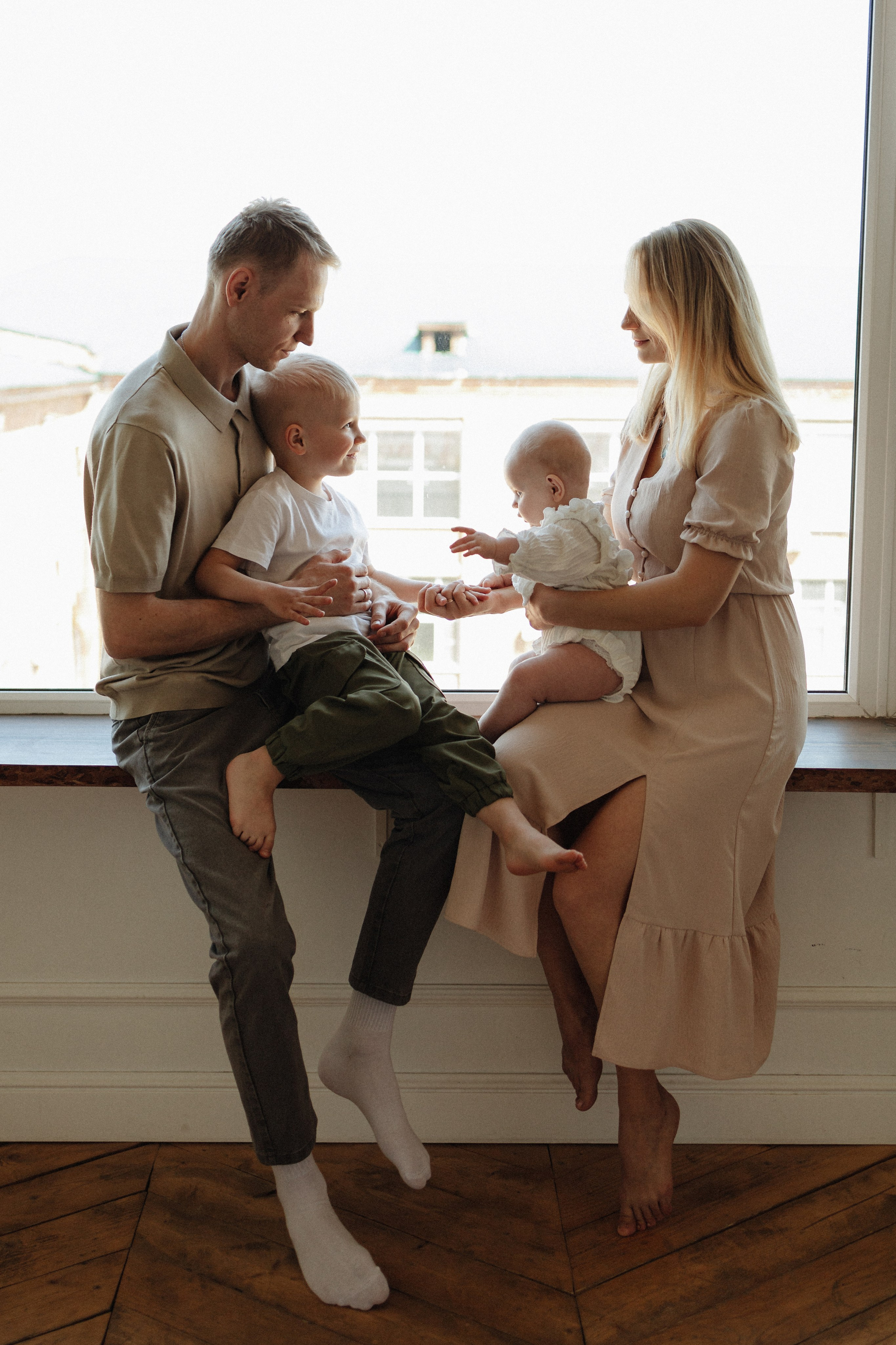 СЕМЬЯ студийная. СЕМЕЙНЫЙ фотограф Краснодар Анастасия Михайлова