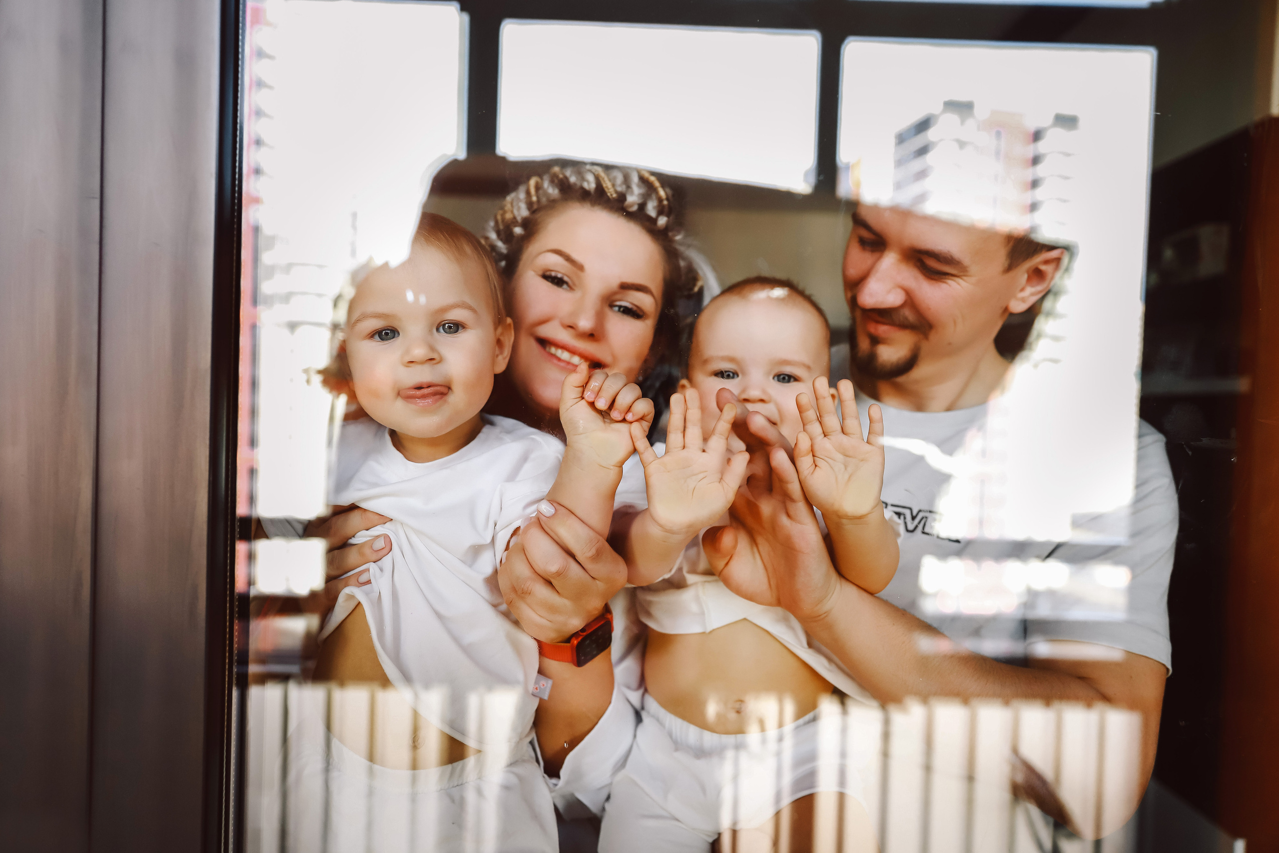 Максим, Аня, Лиза и София. Семейный lifestyle фотограф в Санкт-Петербурге Людмила Пахомова