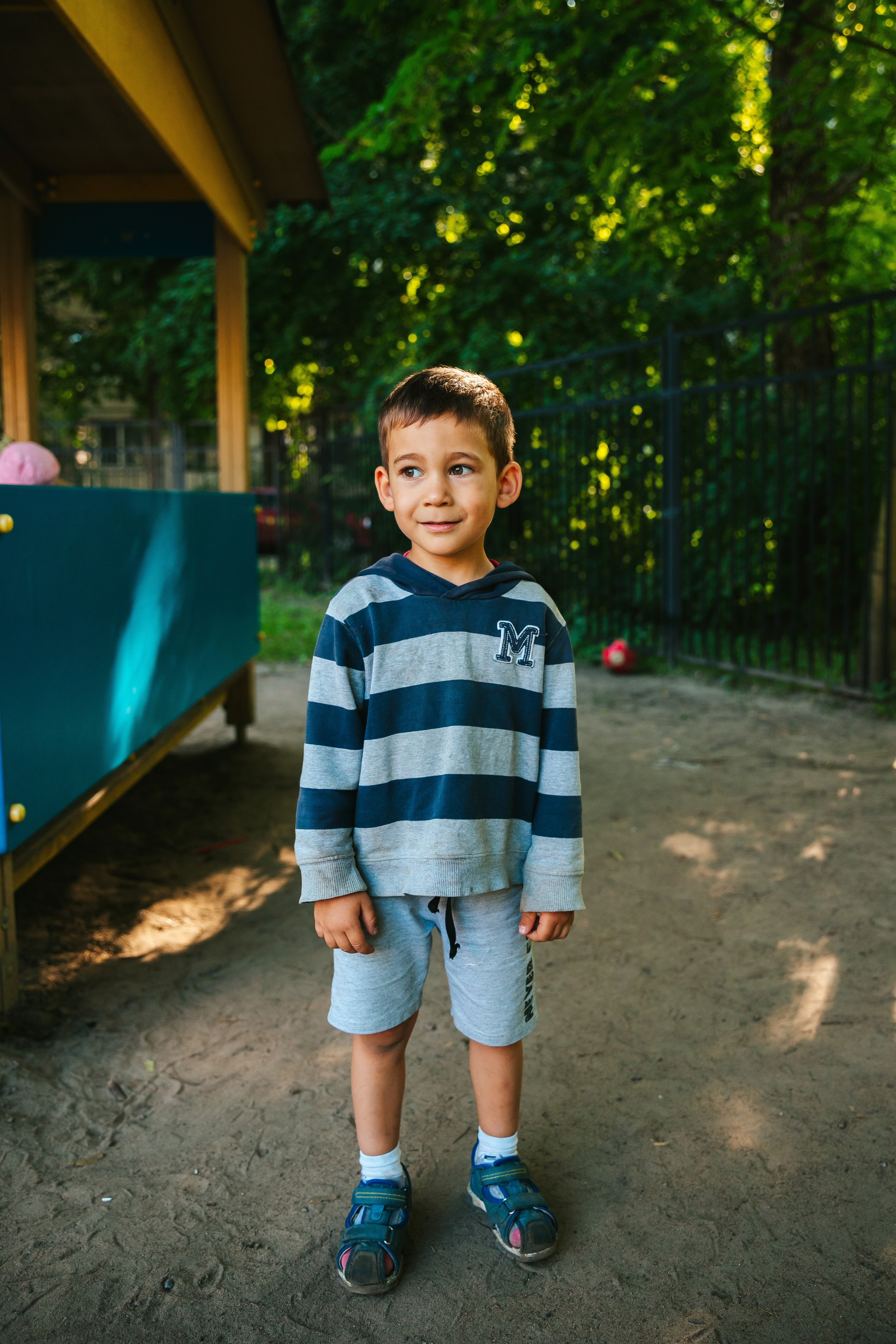 Ясли на прогулке. Семейный lifestyle фотограф в Санкт-Петербурге Людмила Пахомова