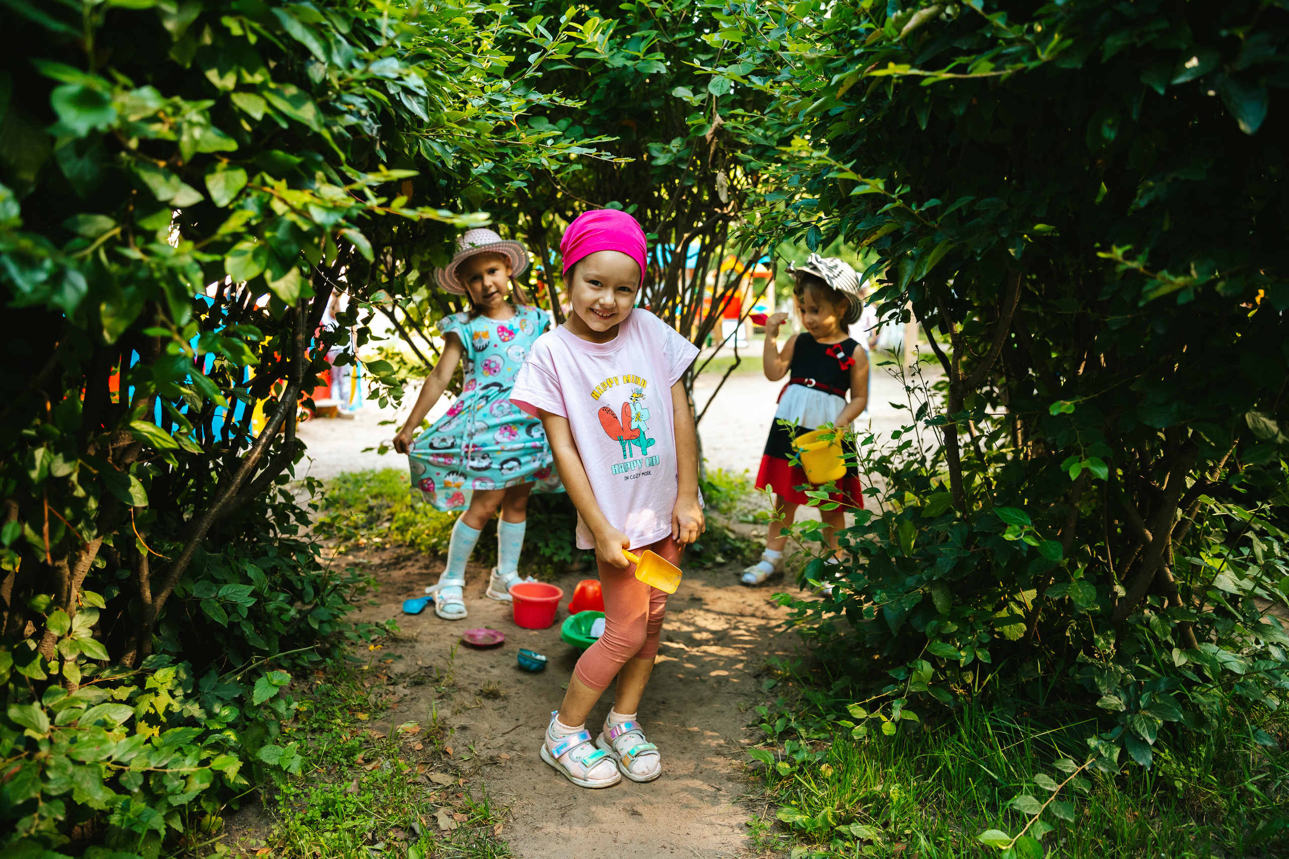 Ясли на прогулке. Семейный lifestyle фотограф в Санкт-Петербурге Людмила Пахомова