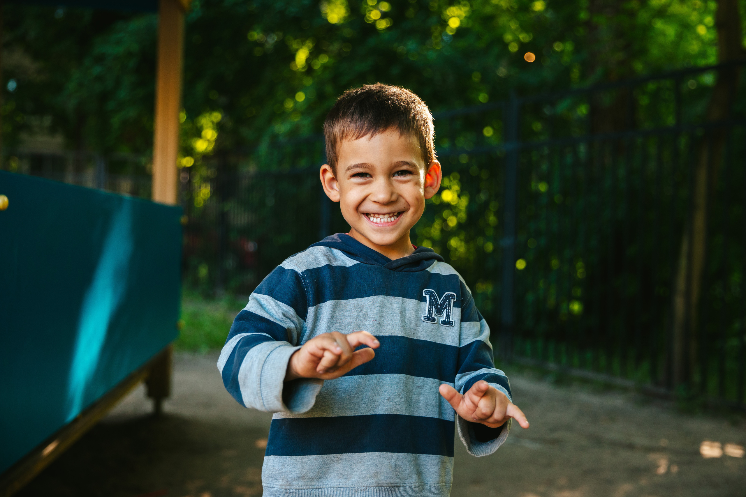 Ясли на прогулке. Семейный lifestyle фотограф в Санкт-Петербурге Людмила Пахомова