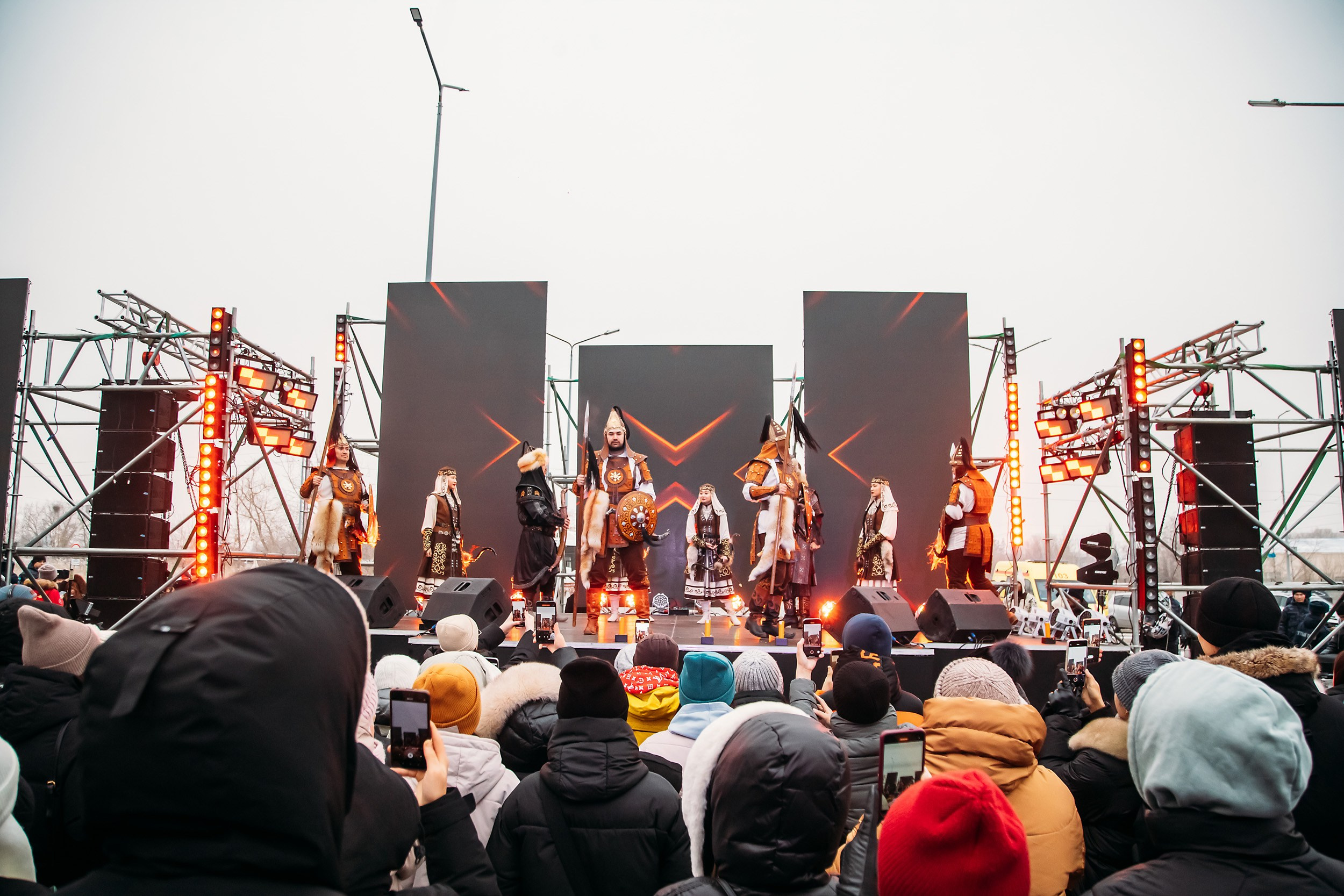 10 лет BatyrMall. Кипятком Павлодар