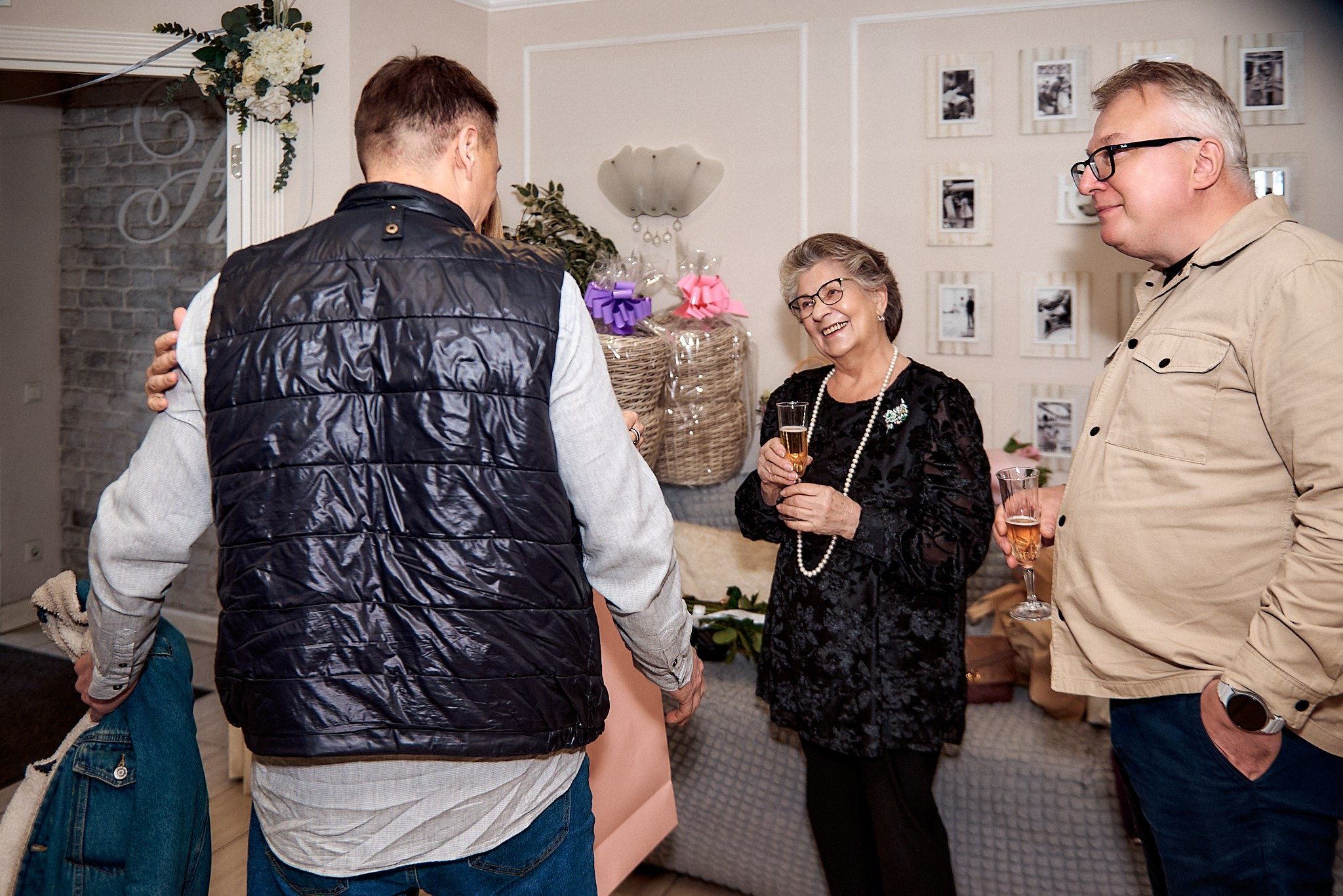 55 лет 💕. Свадебный фотограф, видеограф, рилсмейкер в Санкт-Петербурге и Москве