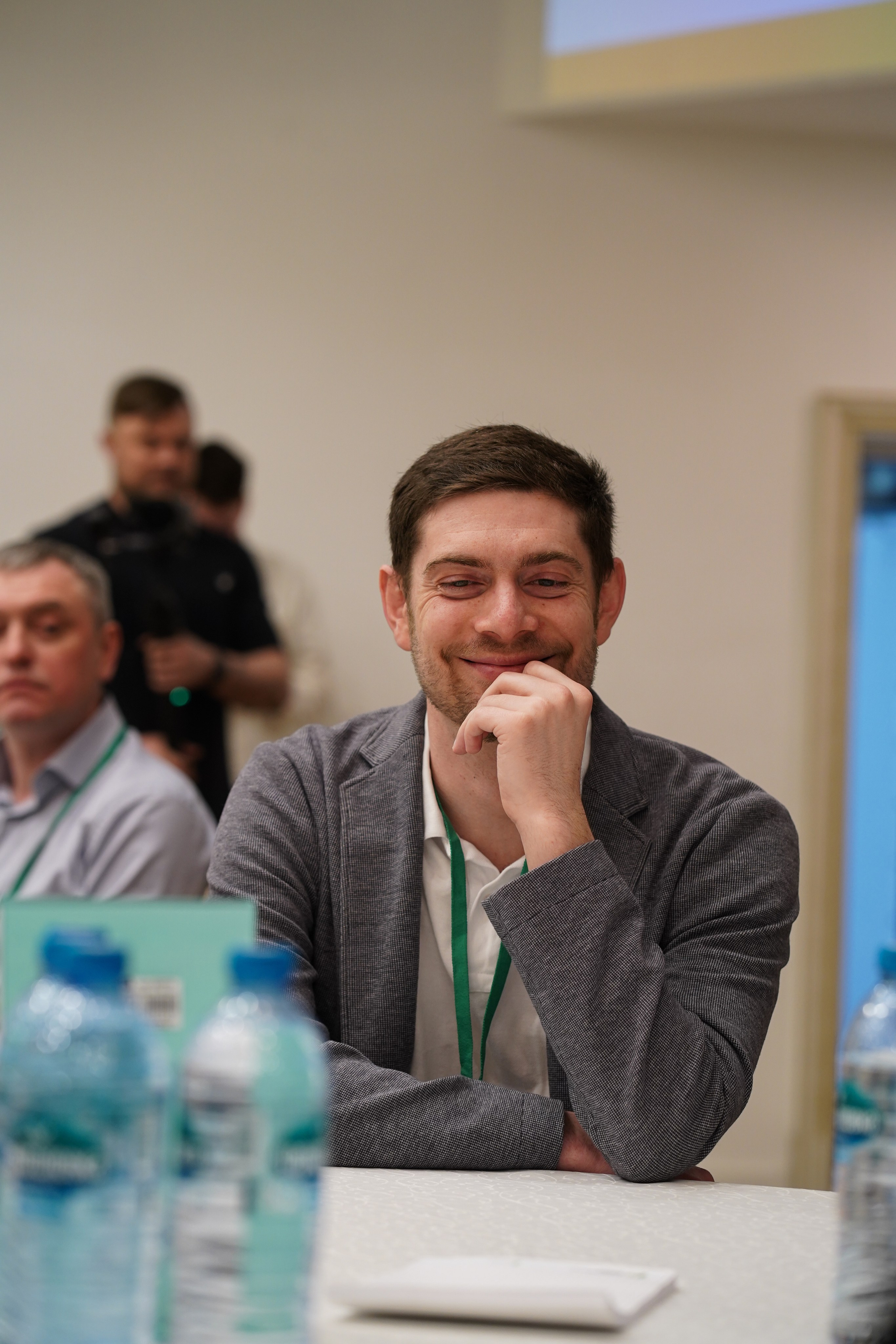 Малоэтажная страна конференция. Фотограф