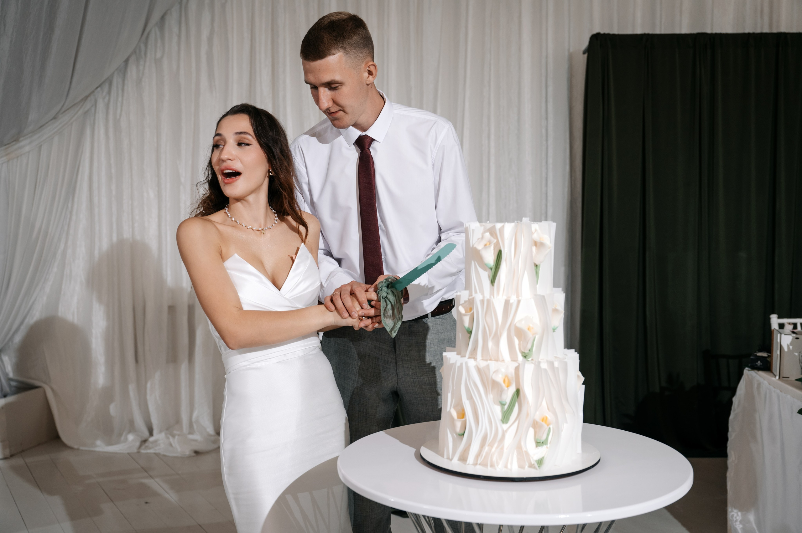 Свадьба в Гребнево в Трубецком. Свадебный и семейный фотограф Виктория Носачёва. Щелково, Москва и МО