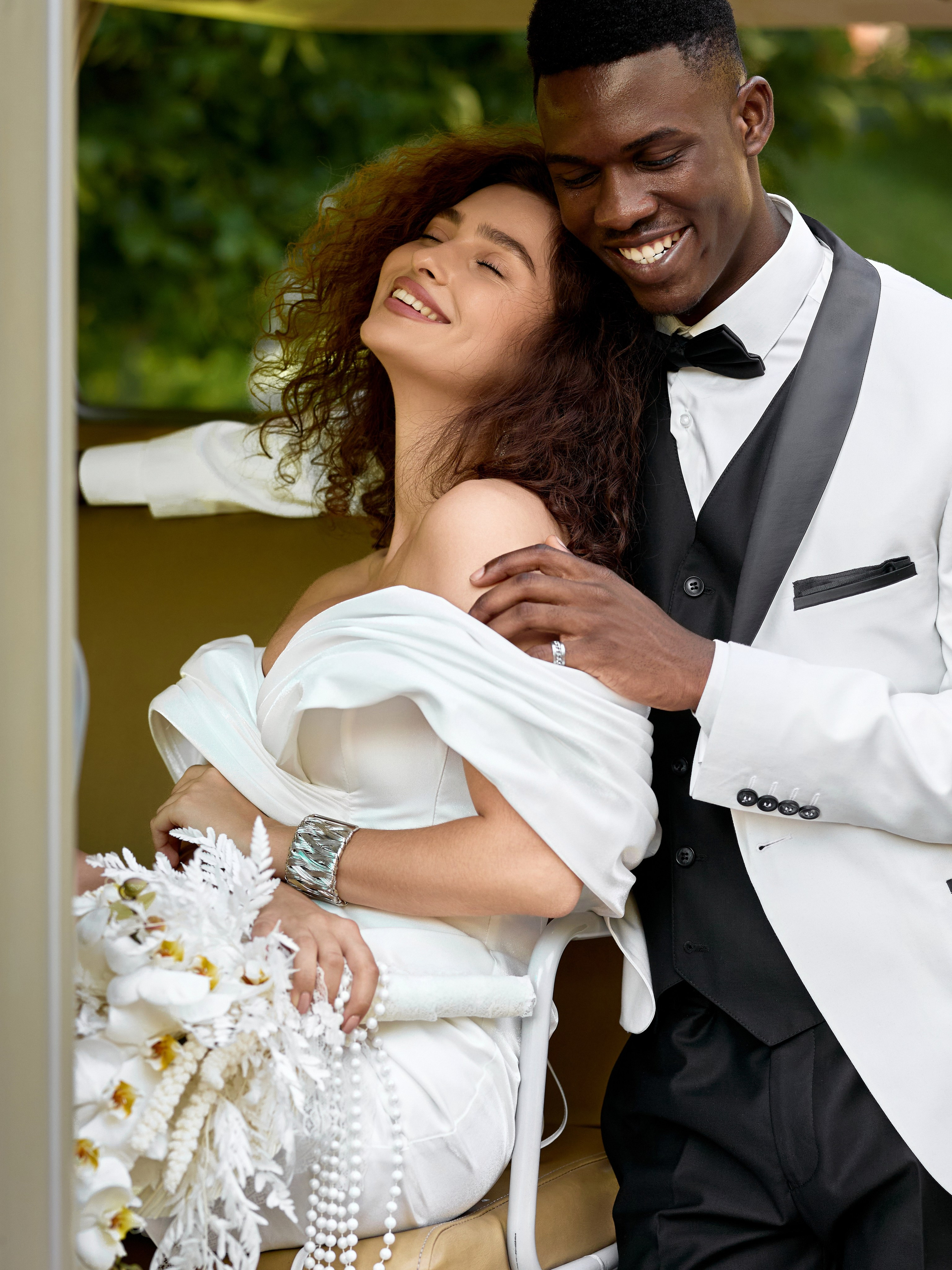 Свадебная фотосессия в парке-усадьбе Царицыно