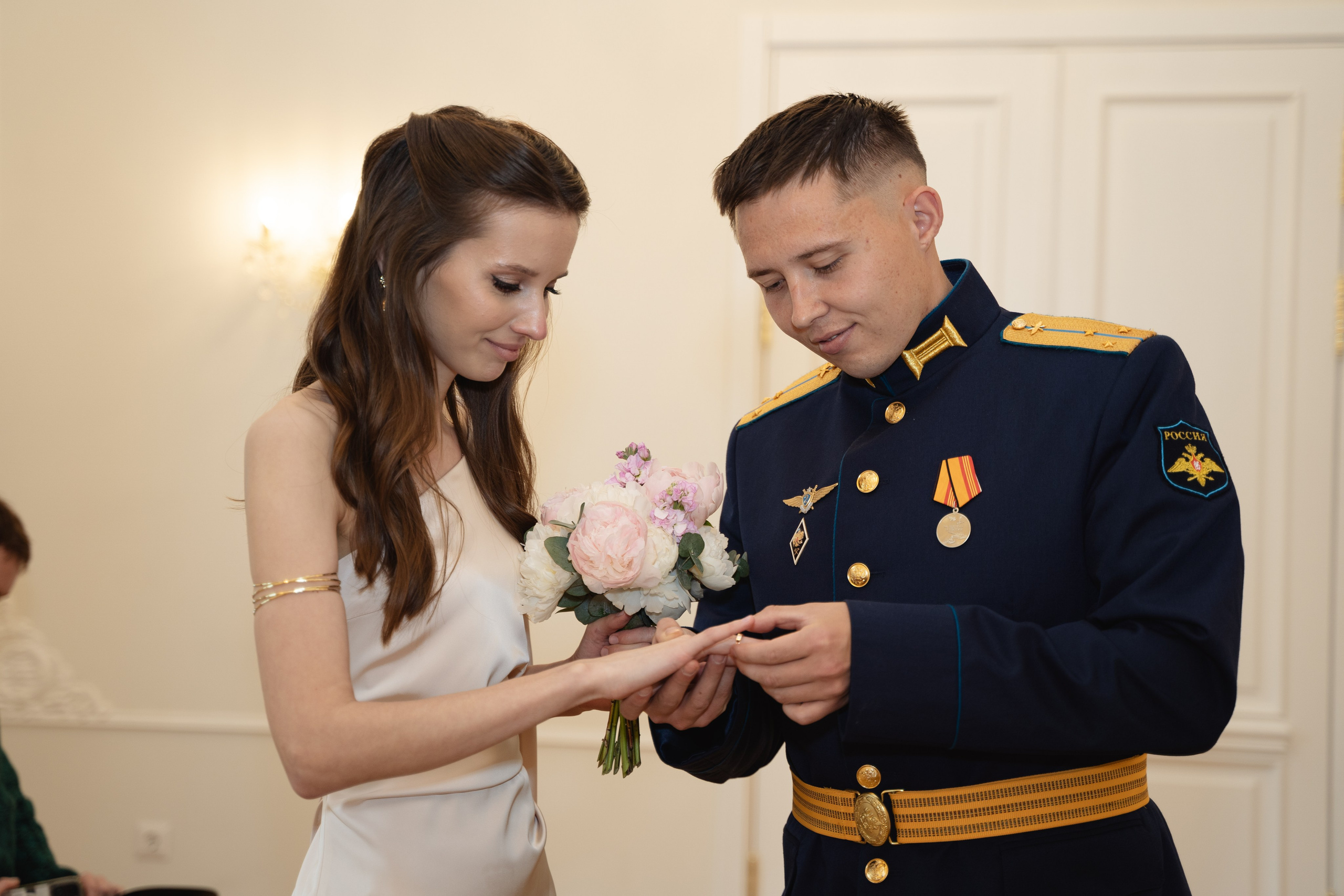 Свадебная фотосъемка в Пскове. Свадебный и семейный фотограф в Пскове и Острове Света Суворова