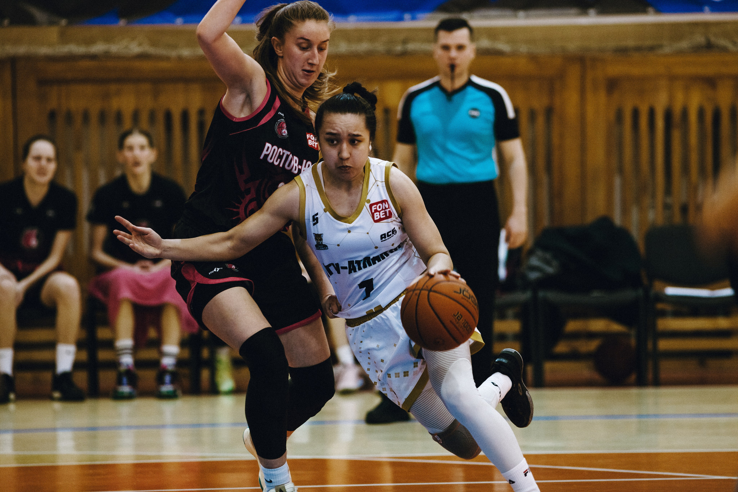 ЧГУ-Атланта — Ростов-ЮФУ / 2 игра. Фотография